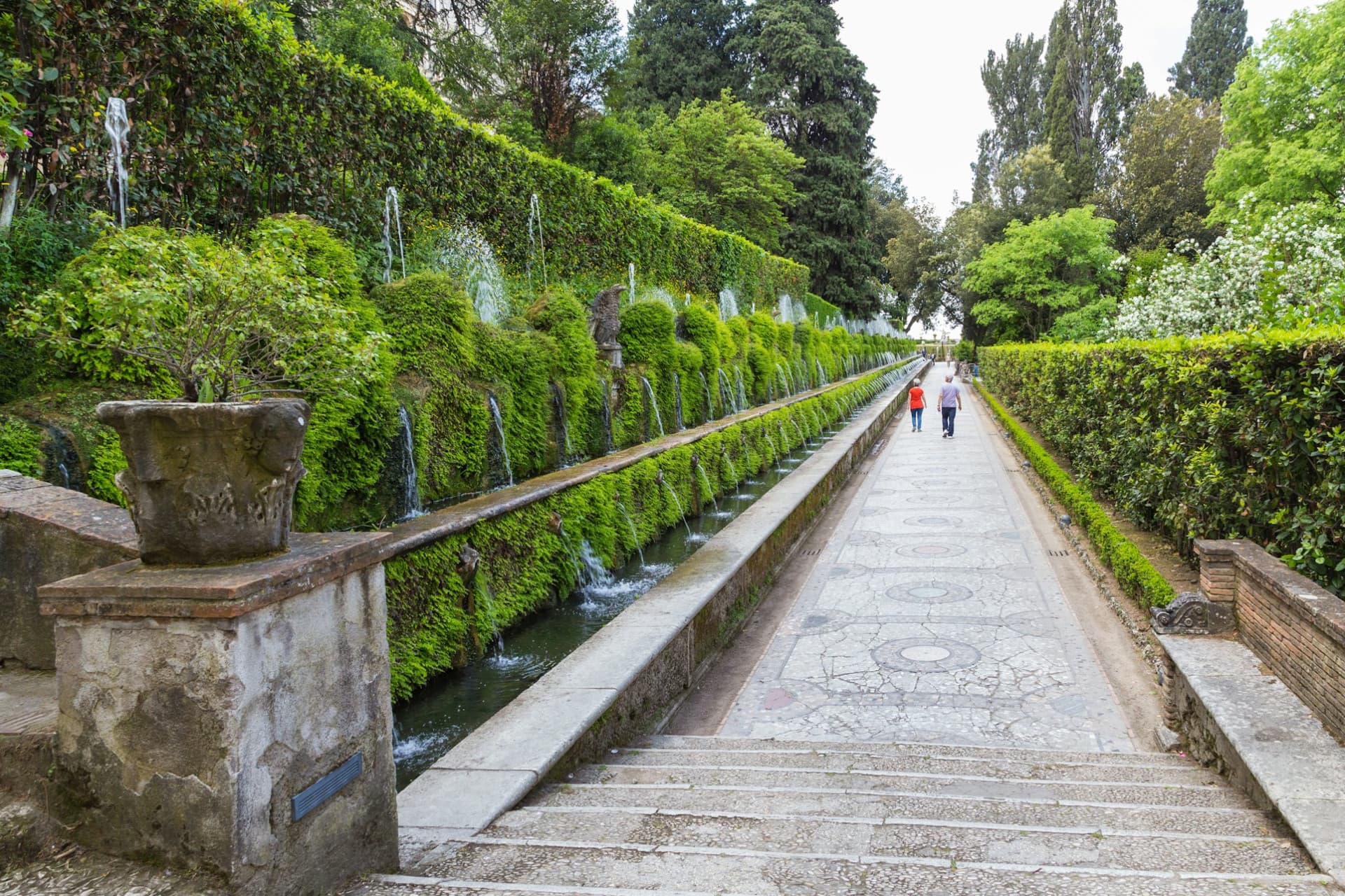 Villa D’Este and Villa Adriana: Skip the Line + Roundtrip from Rome Ticket - تصویر اصلی