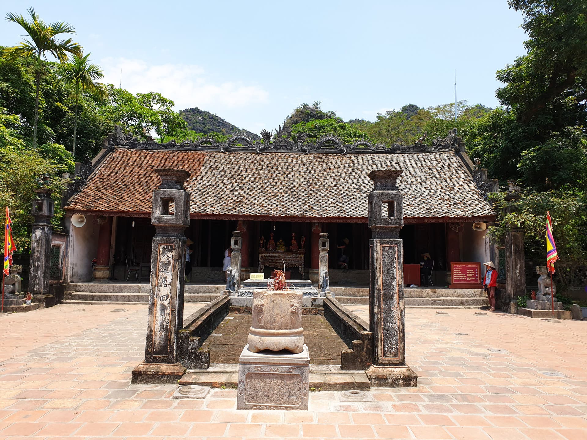 Hoa Lu and Tam Coc Tour from Hanoi - تصویر 6
