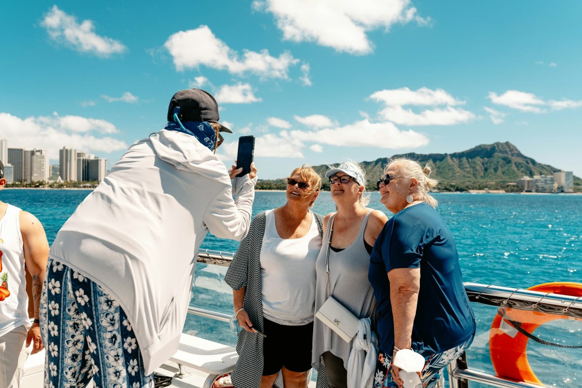 Waikiki: Daytime Glass Bottom Boat Tour - تصویر 9