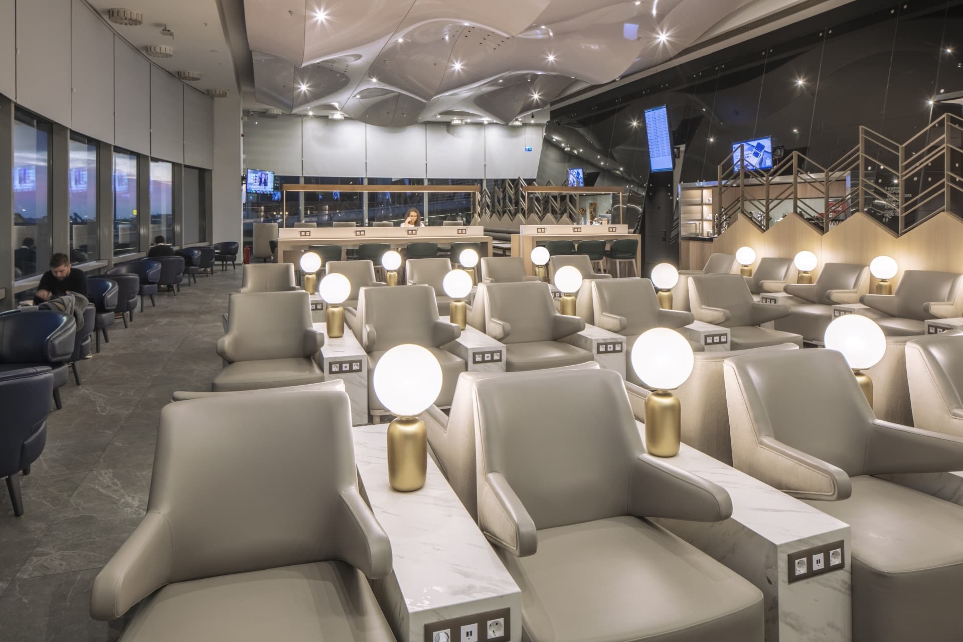 Plaza Premium Lounge - Istanbul Sabiha Gokcen International Airport - تصویر 7
