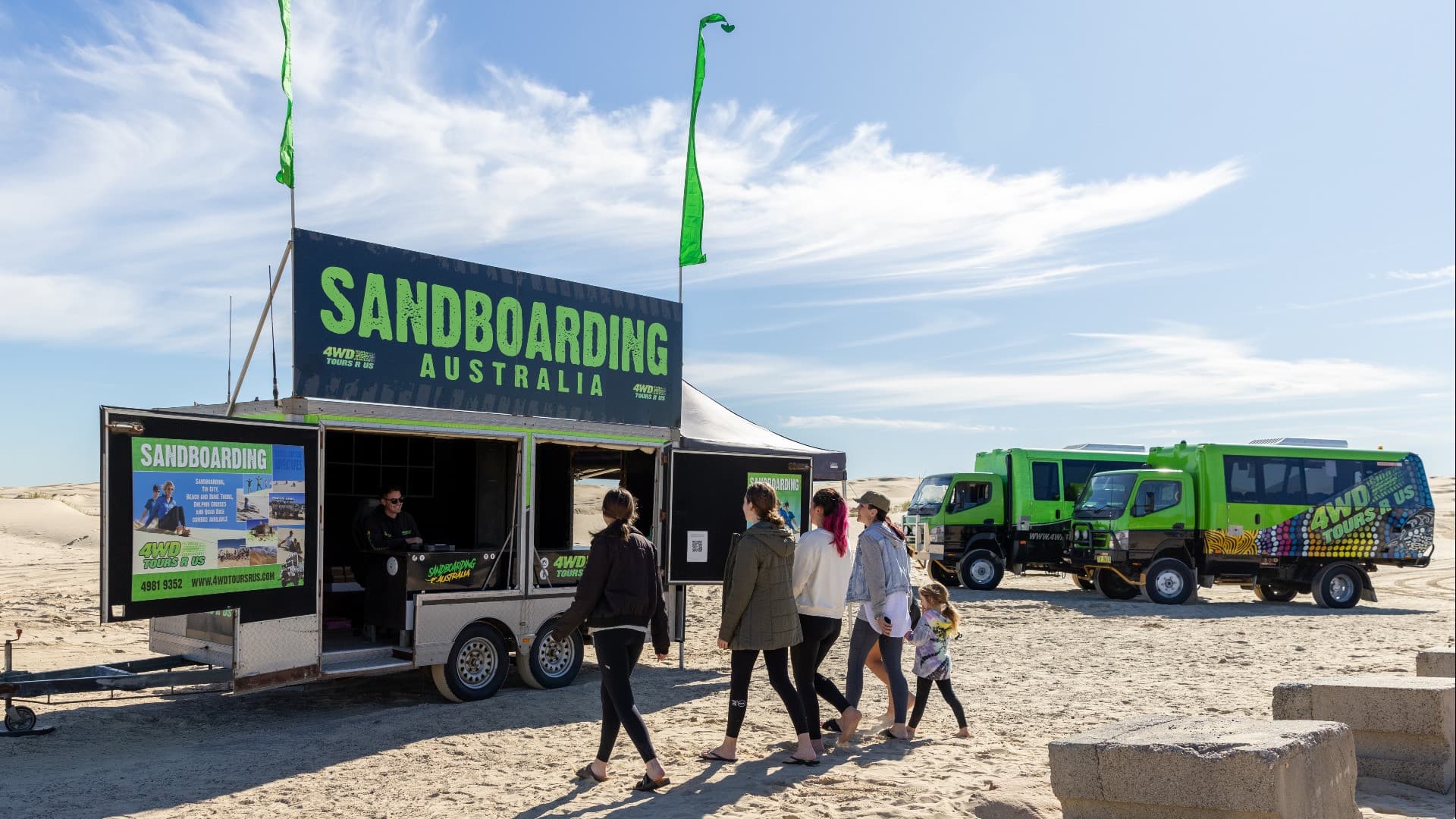 Port Stephens 4WD Sandboarding Experience - تصویر 7