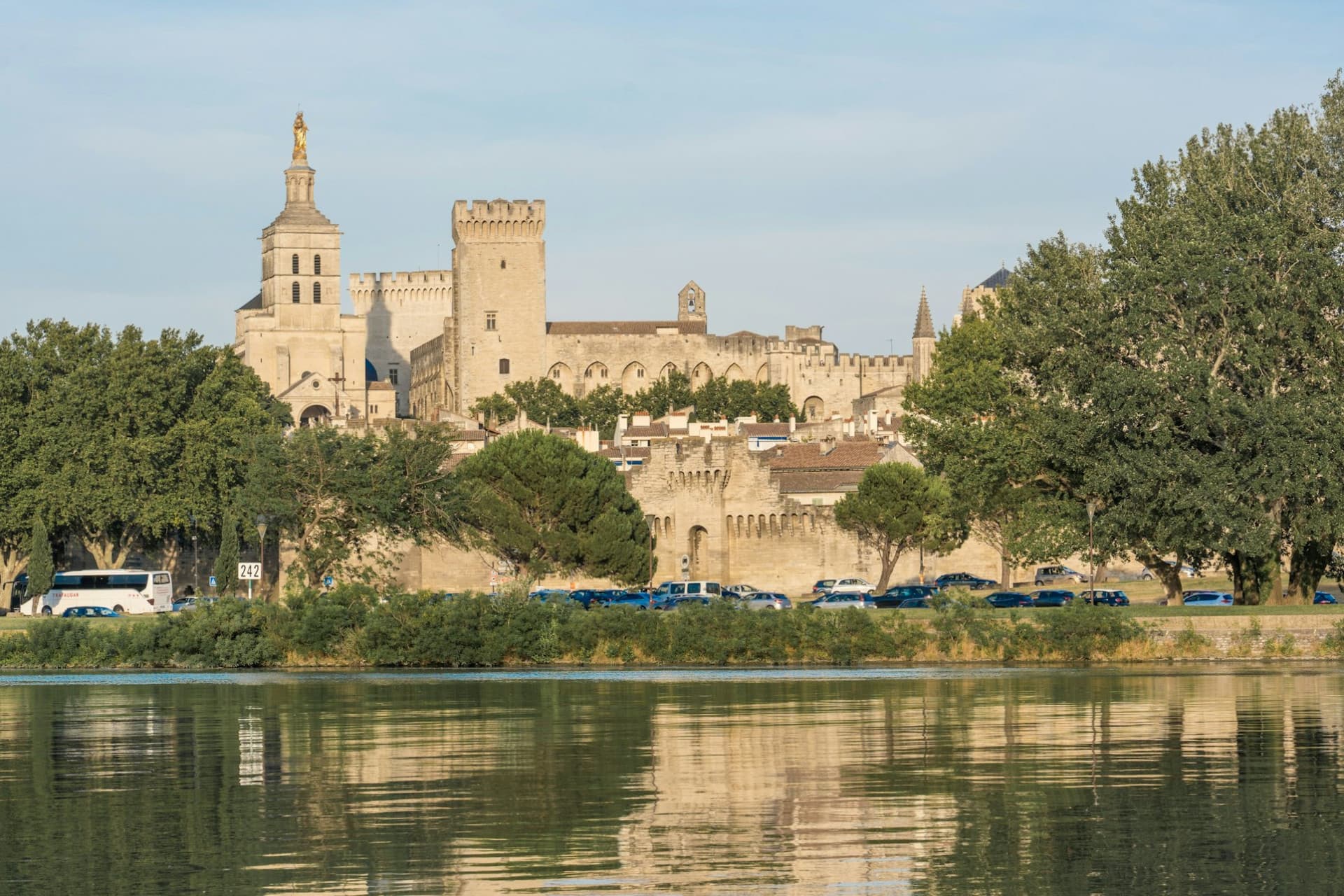 Avignon & Popes Palace Tour - تصویر اصلی