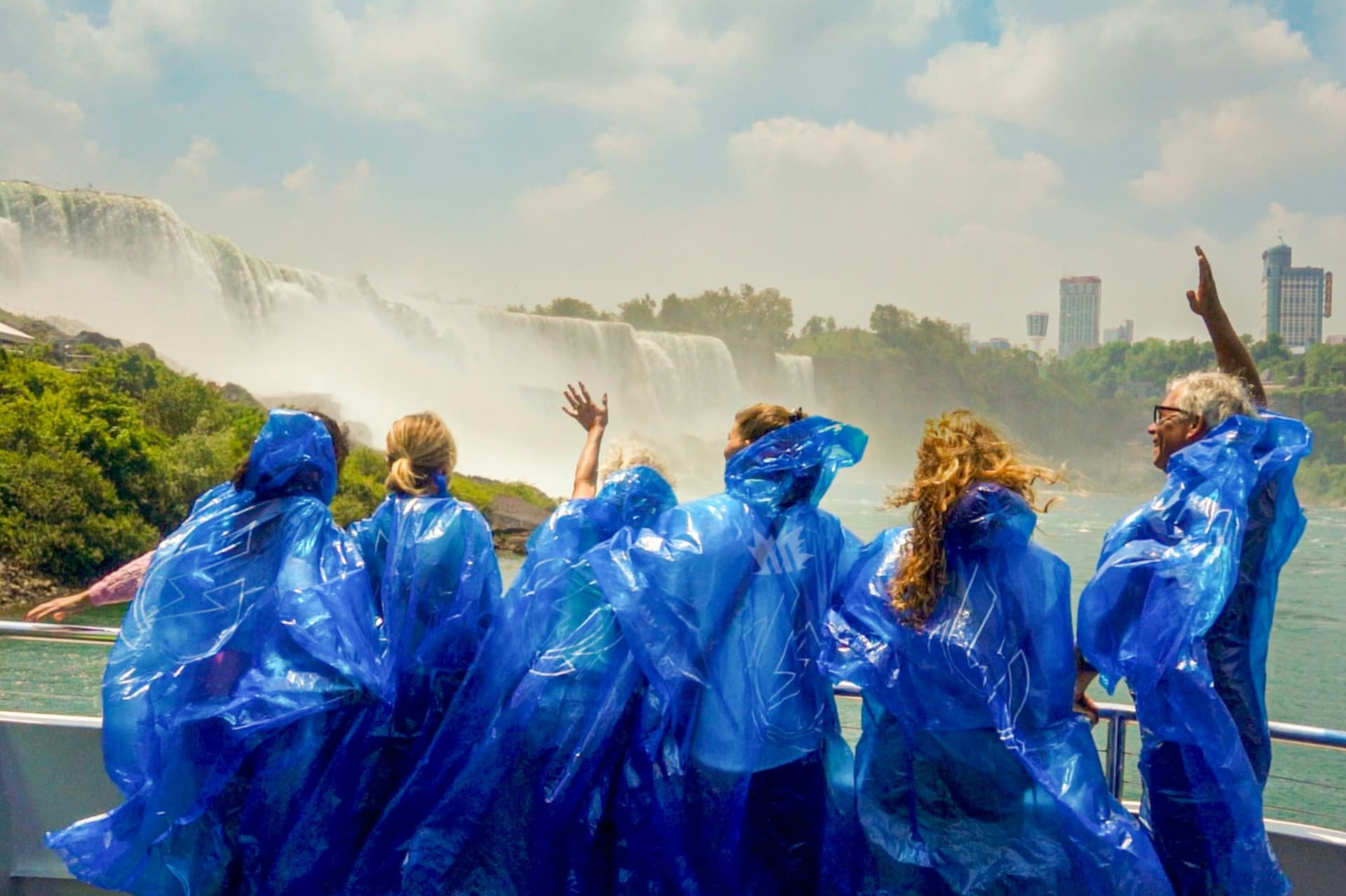 Niagara Falls US: Maid of the Mist Cruise + Cave of the Winds + Small Group Tour - تصویر 4