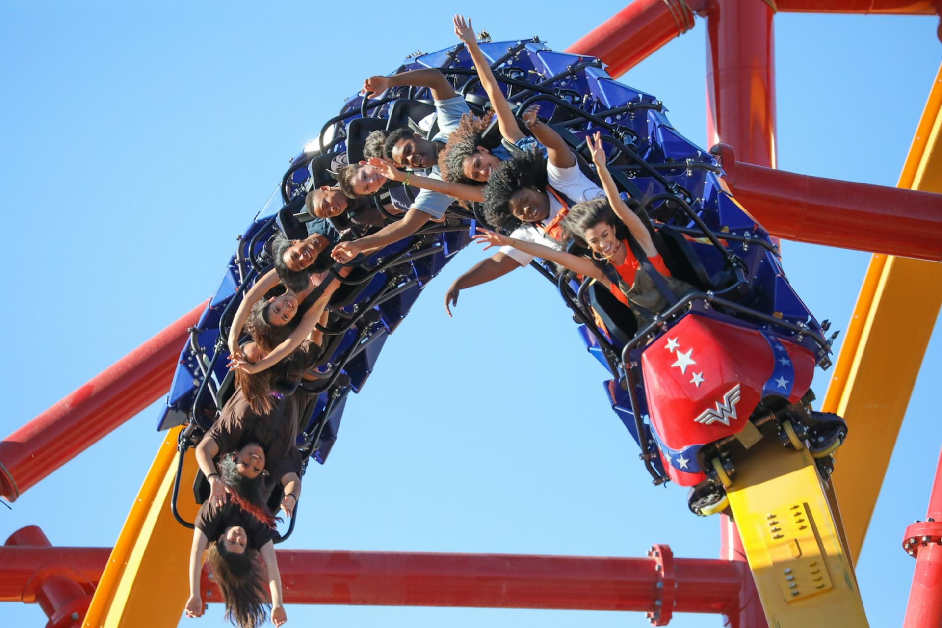 Six Flags Magic Mountain Ticket - تصویر اصلی