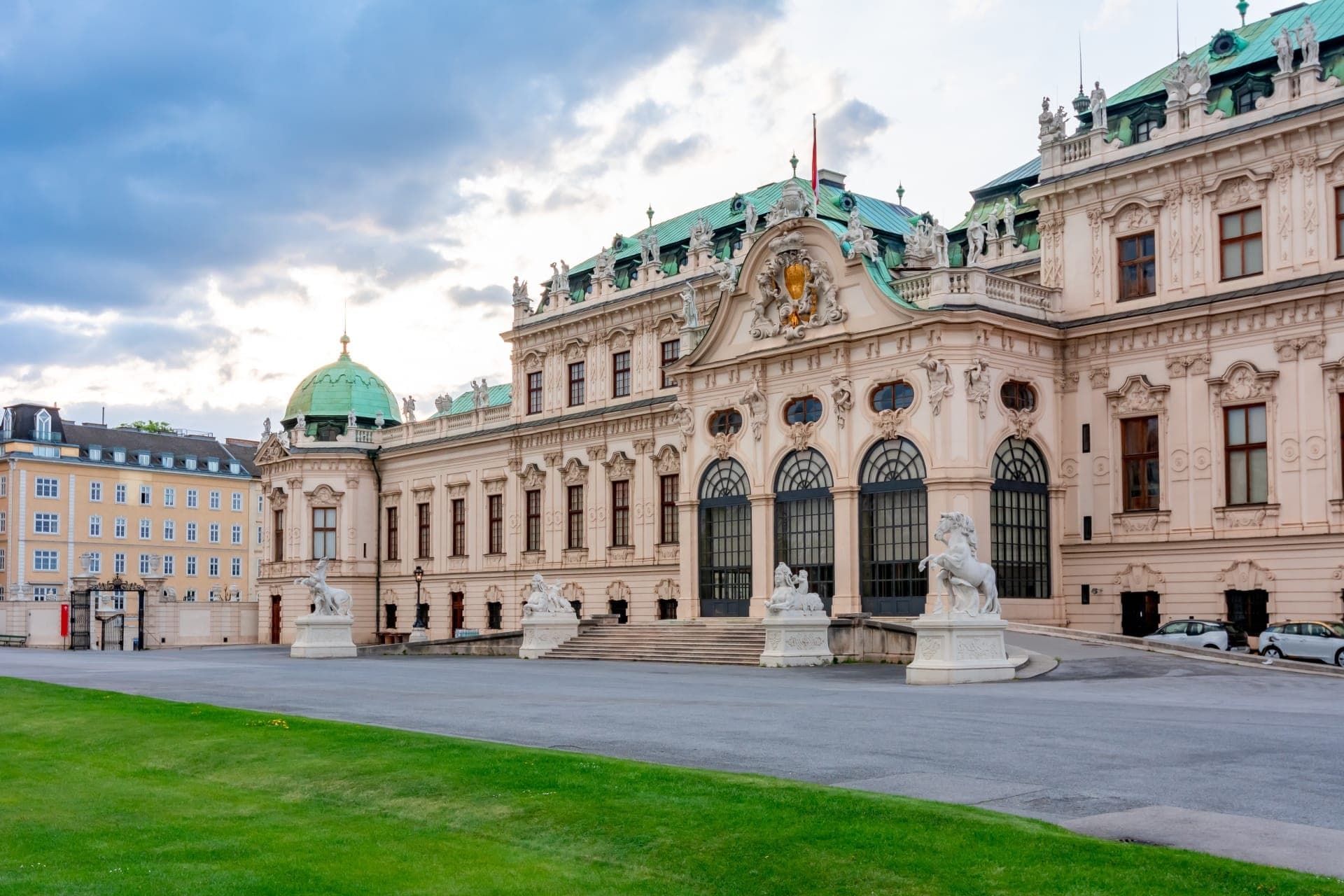 Upper Belvedere Palace Guided Tour with Skip-the-Ticket-Line Entry - تصویر 26