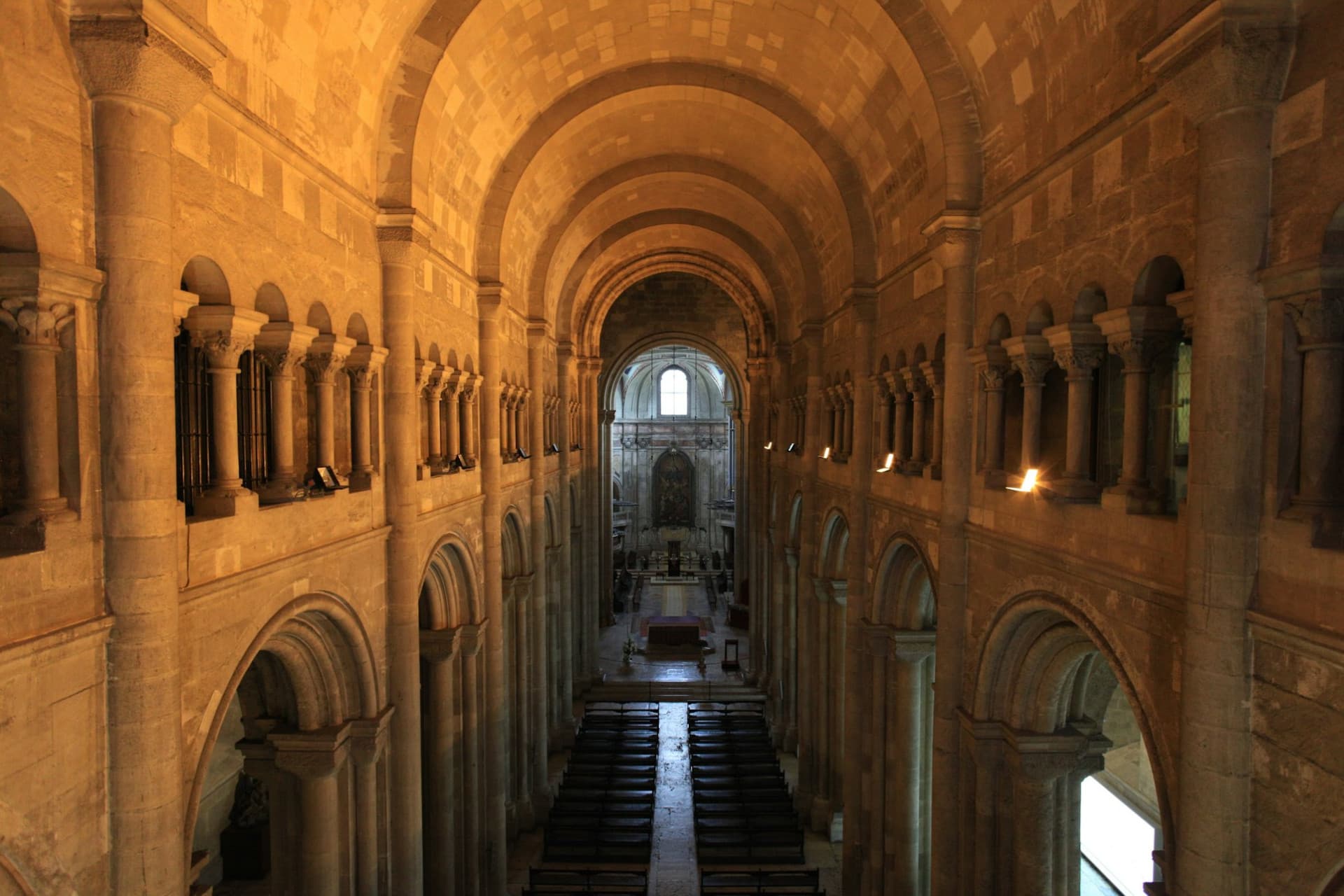 Lisbon Cathedral Ticket - تصویر 3