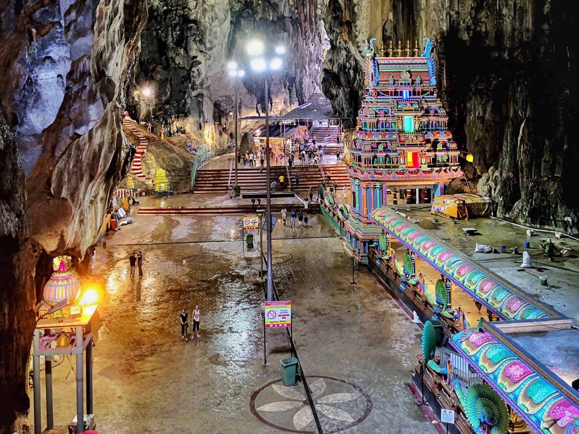Batu Caves and Kuala Lumpur Countryside Tour - تصویر 14