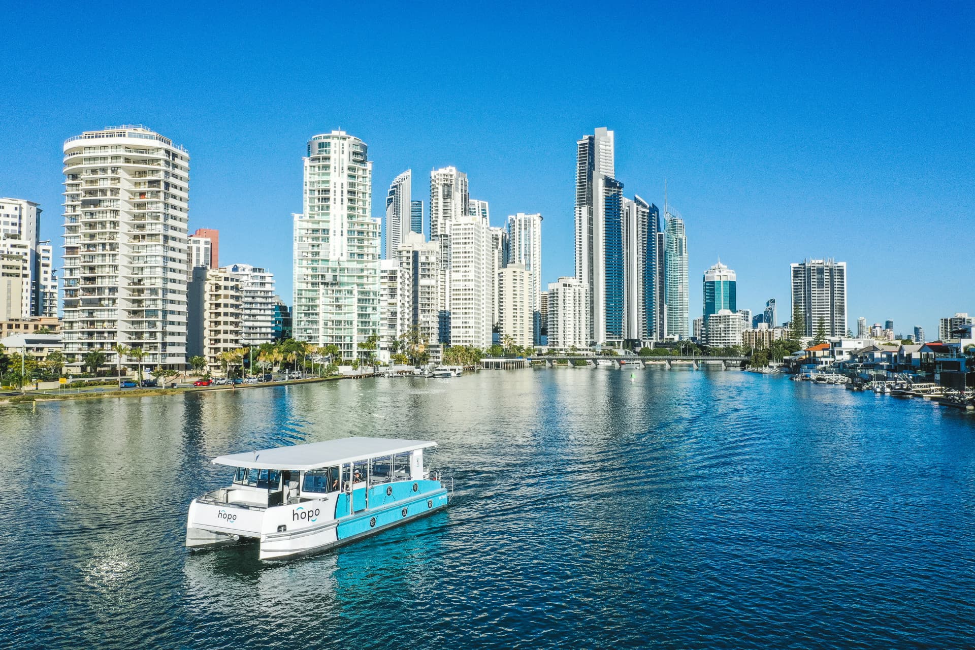 Gold Coast Sightseeing Cruise aboard Hopo Gold Coast Ferry - تصویر اصلی