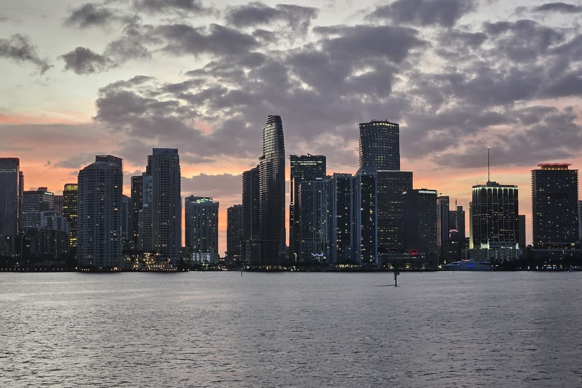 Miami Sunset Cruise of Biscayne Bay and Millionaires' Homes - تصویر 14