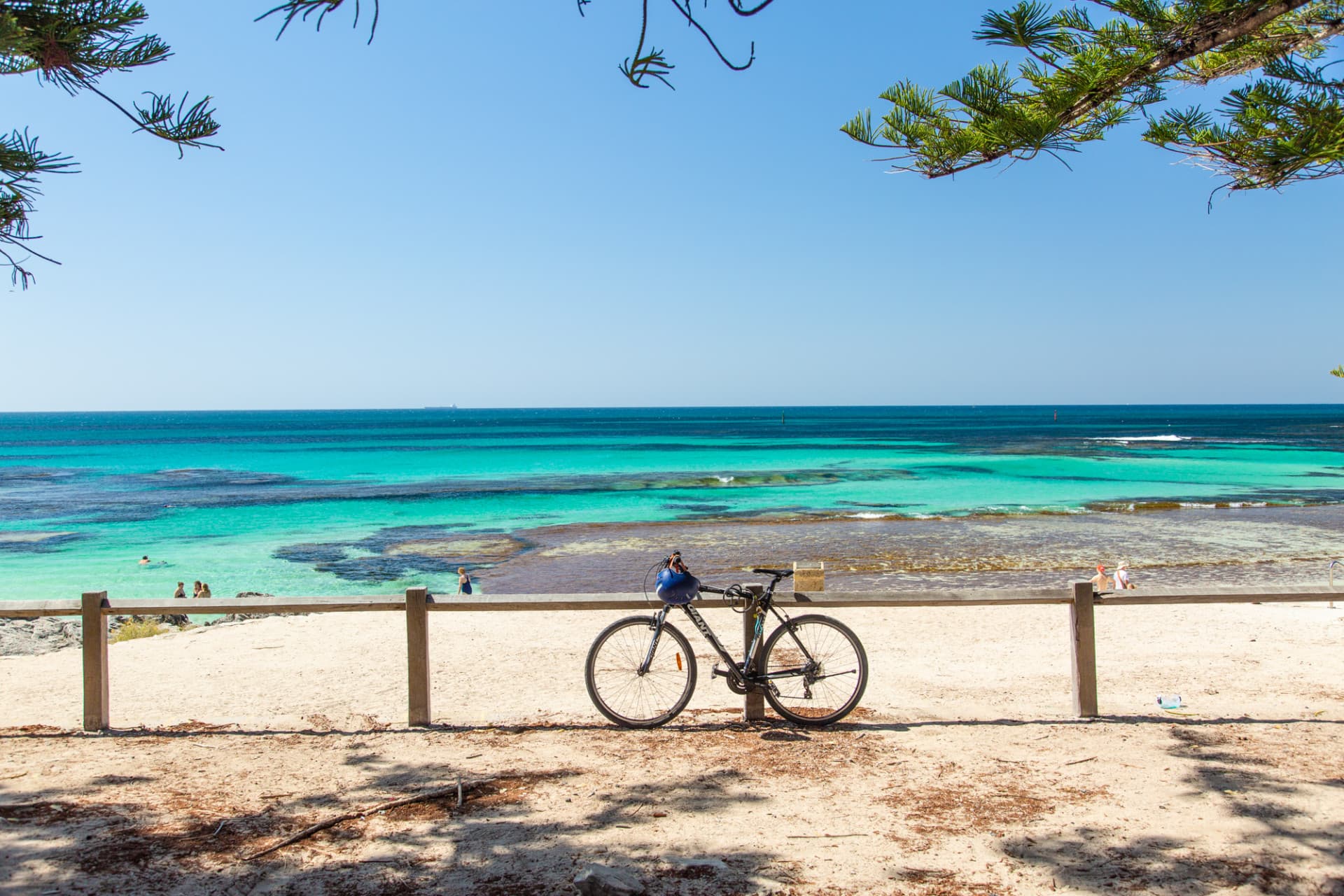 Round Trip SeaLink Ferry Transfer to Rottnest Island with Bike Hire - تصویر 8
