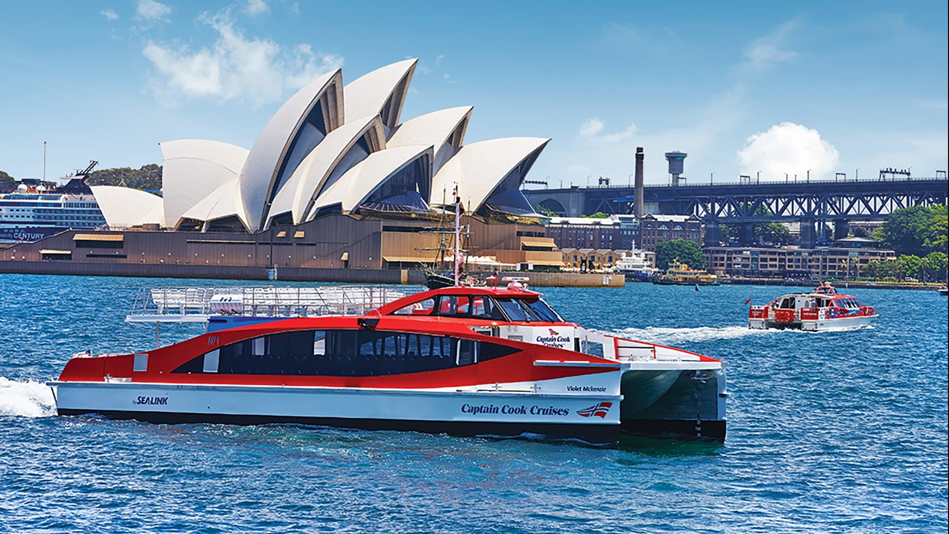 Sydney Harbour Express Sightseeing Cruise with Captain Cook Cruises - تصویر 2