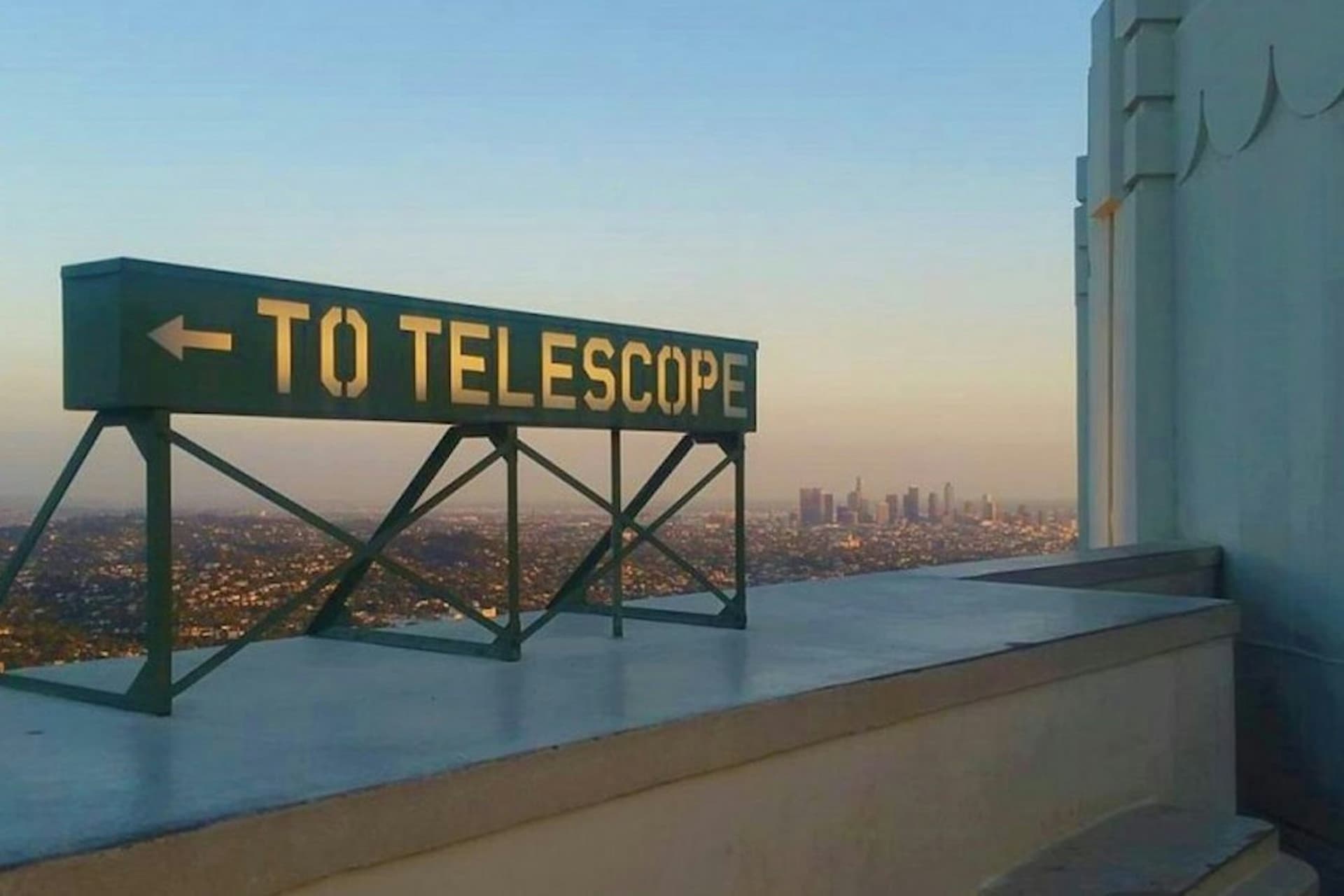 Griffith Observatory: Guided Tour + Planetarium Show Ticket - تصویر 6