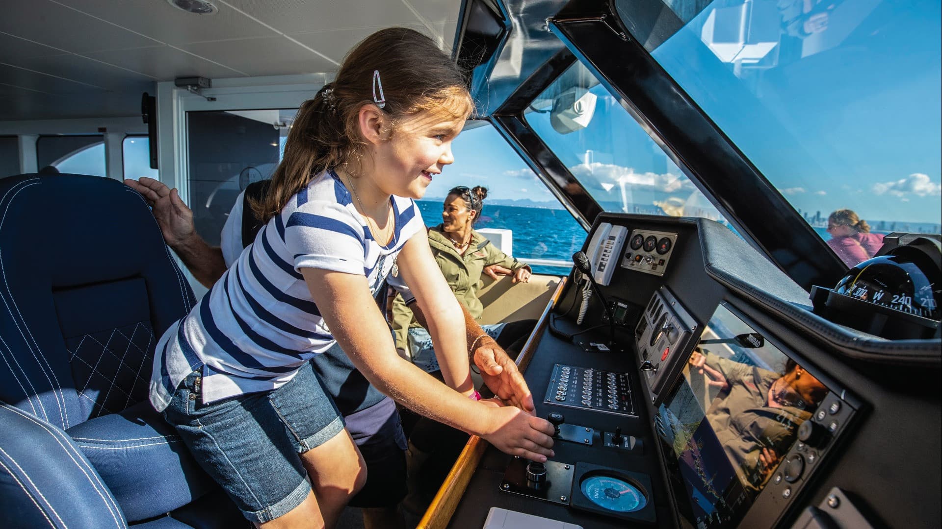 Gold Coast Whale Watching Cruise aboard Sea World Cruises - تصویر 7