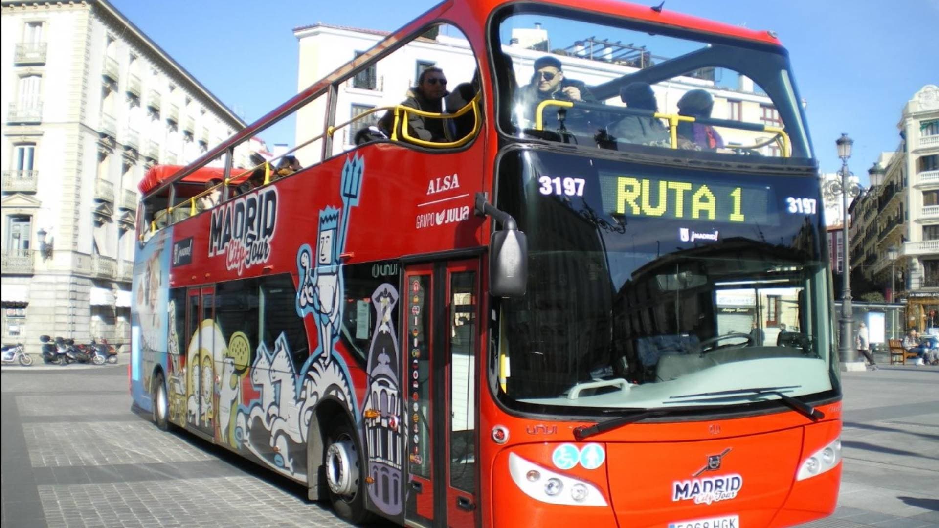 Madrid City Tour - Hop on Hop off Bus Tour - تصویر 2