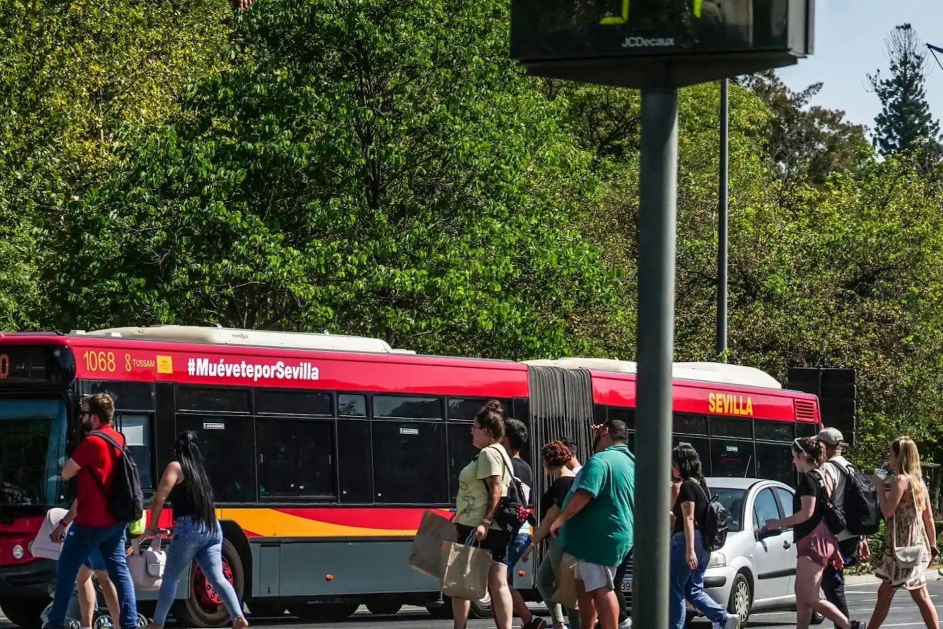 Seville: Airport Transfer Ticket to City Center - تصویر 5