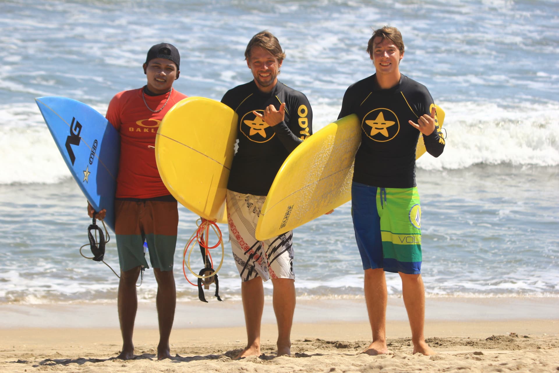 Surfing Lessons by Odysseys Surf School - تصویر 13