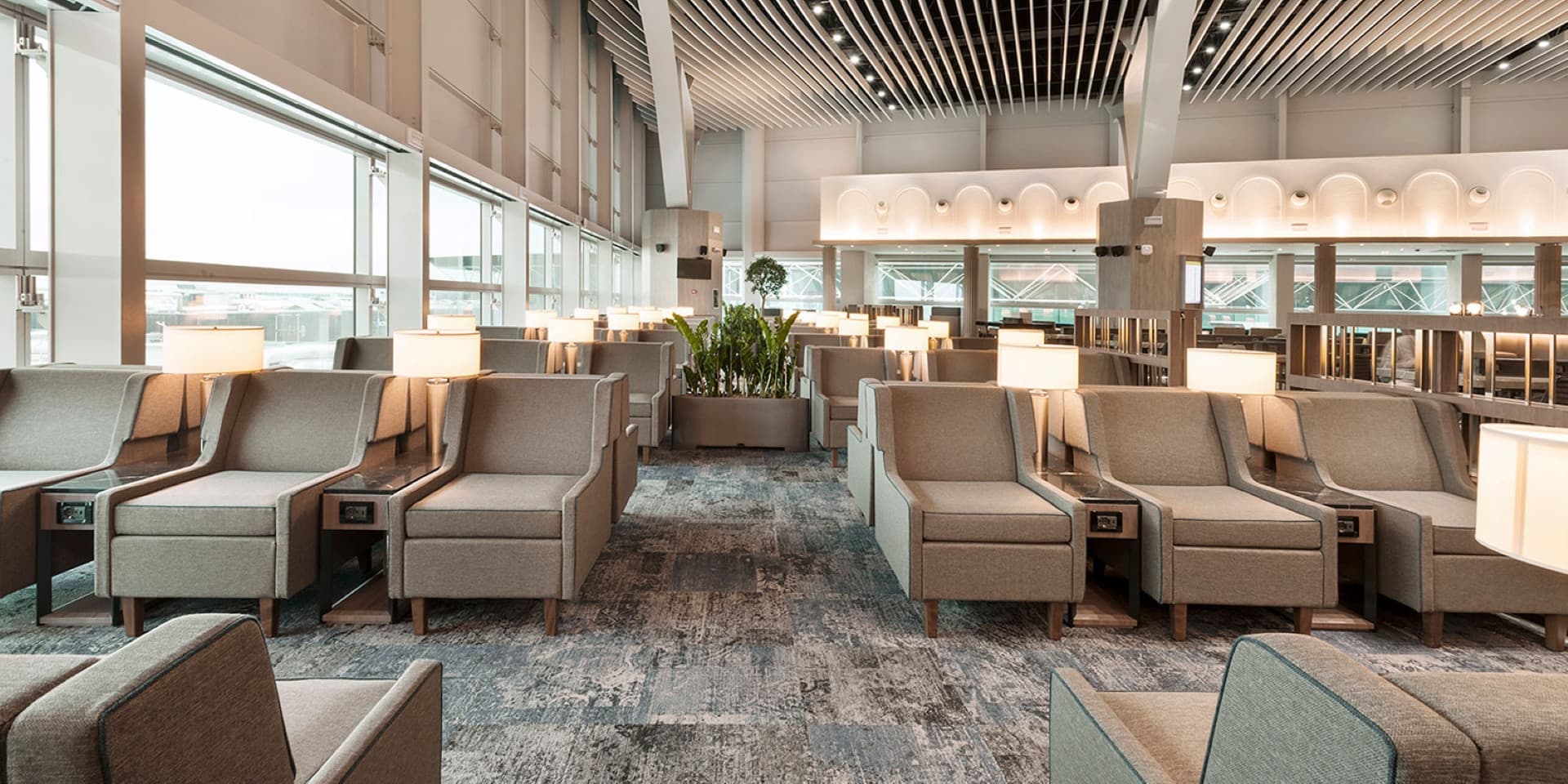 Plaza Premium Lounge - Leonardo da Vinci-Fiumicino Airport Terminal 3 - تصویر 9
