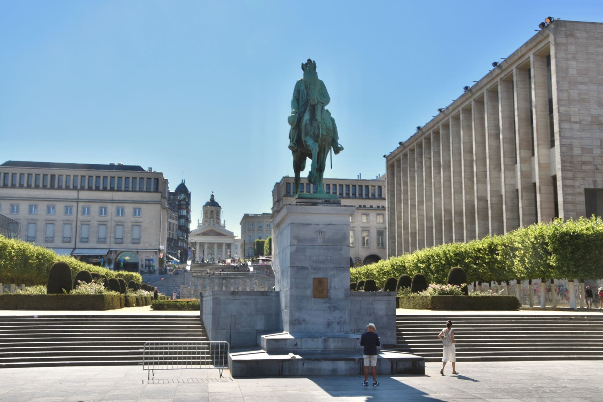 Tootbus Brussels Hop-on Hop-off Bus Tour - تصویر 6