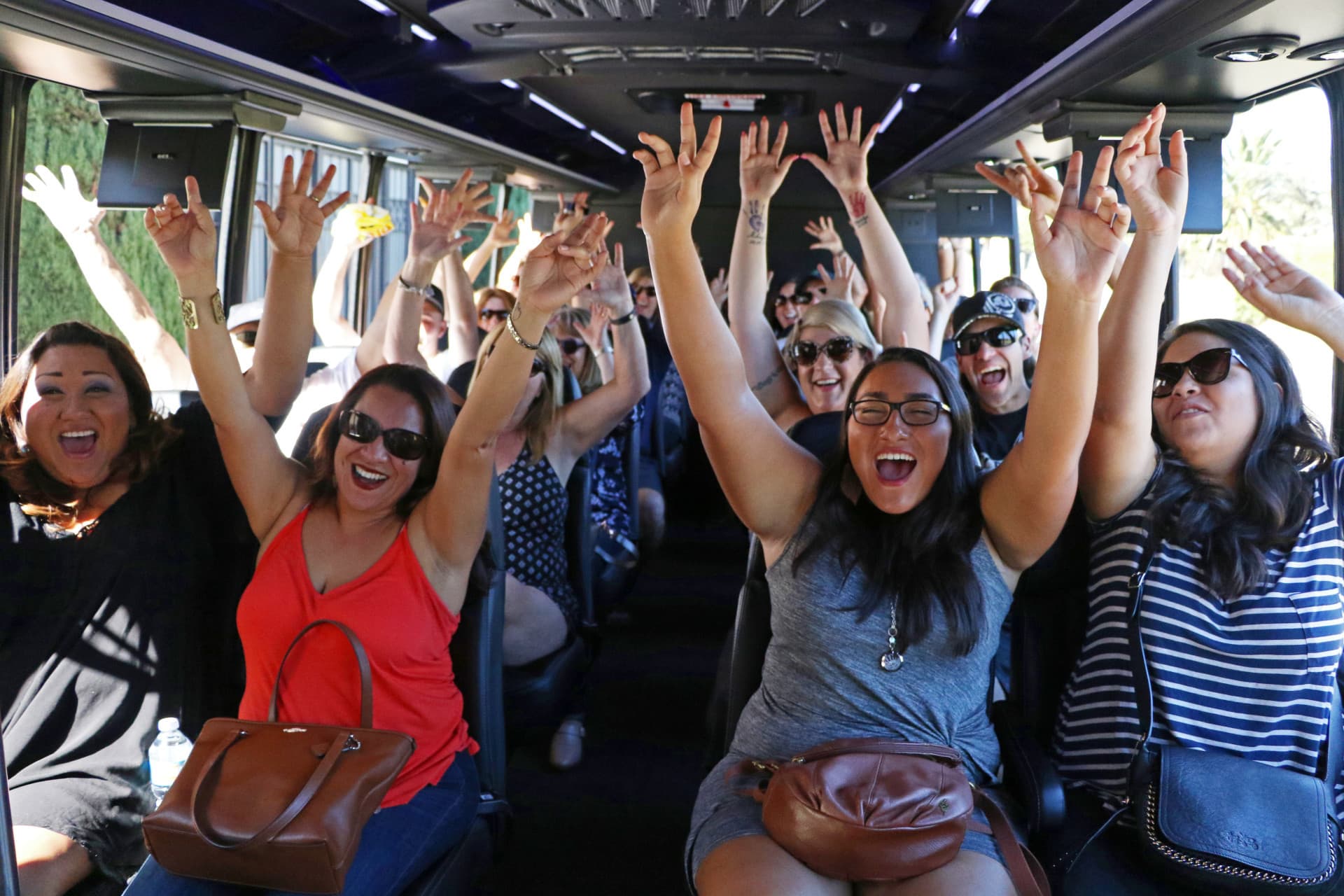 TMZ Celebrity Bus Tour - تصویر 2