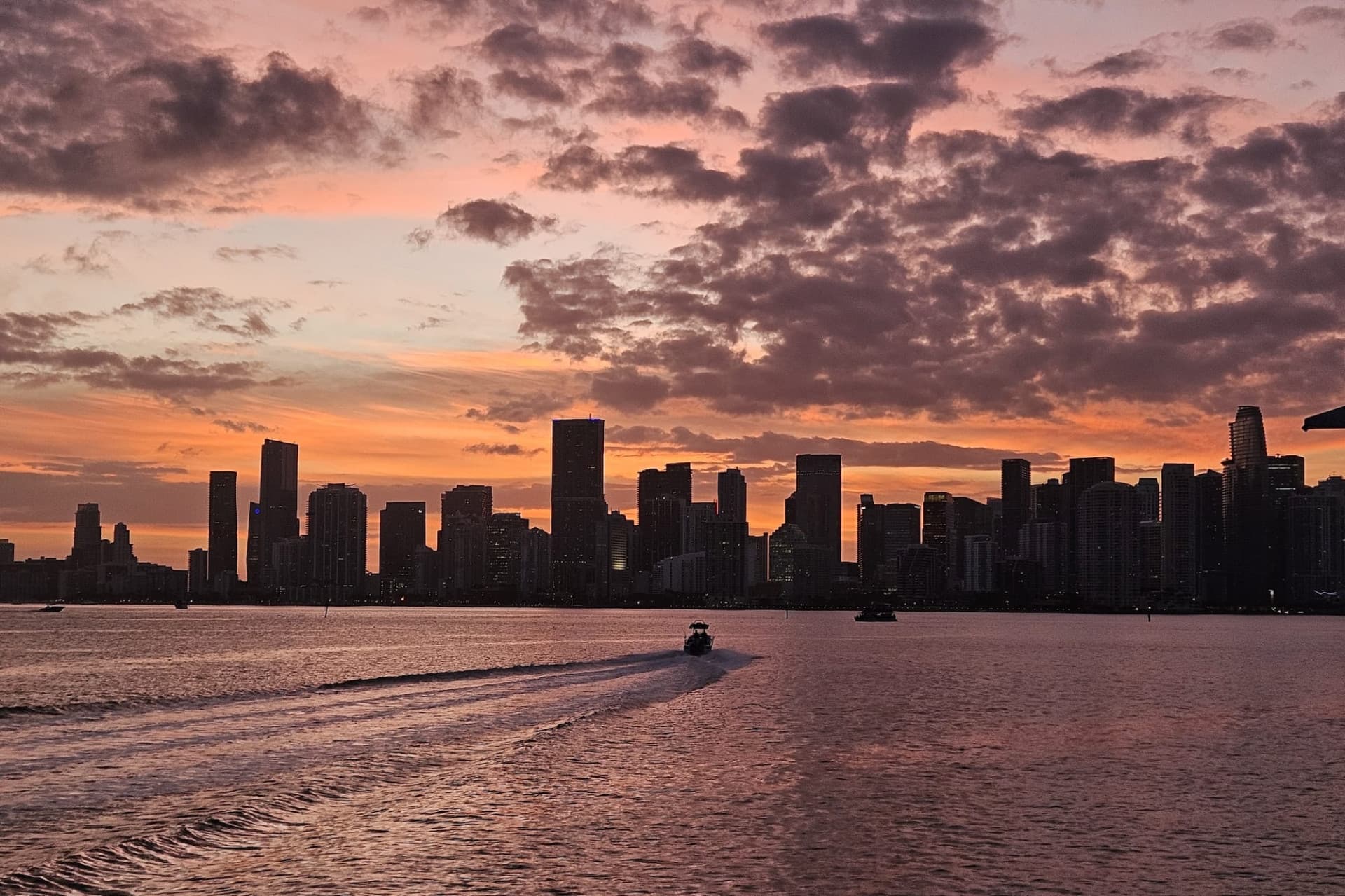 Miami Sunset Cruise of Biscayne Bay and Millionaires' Homes - تصویر 3