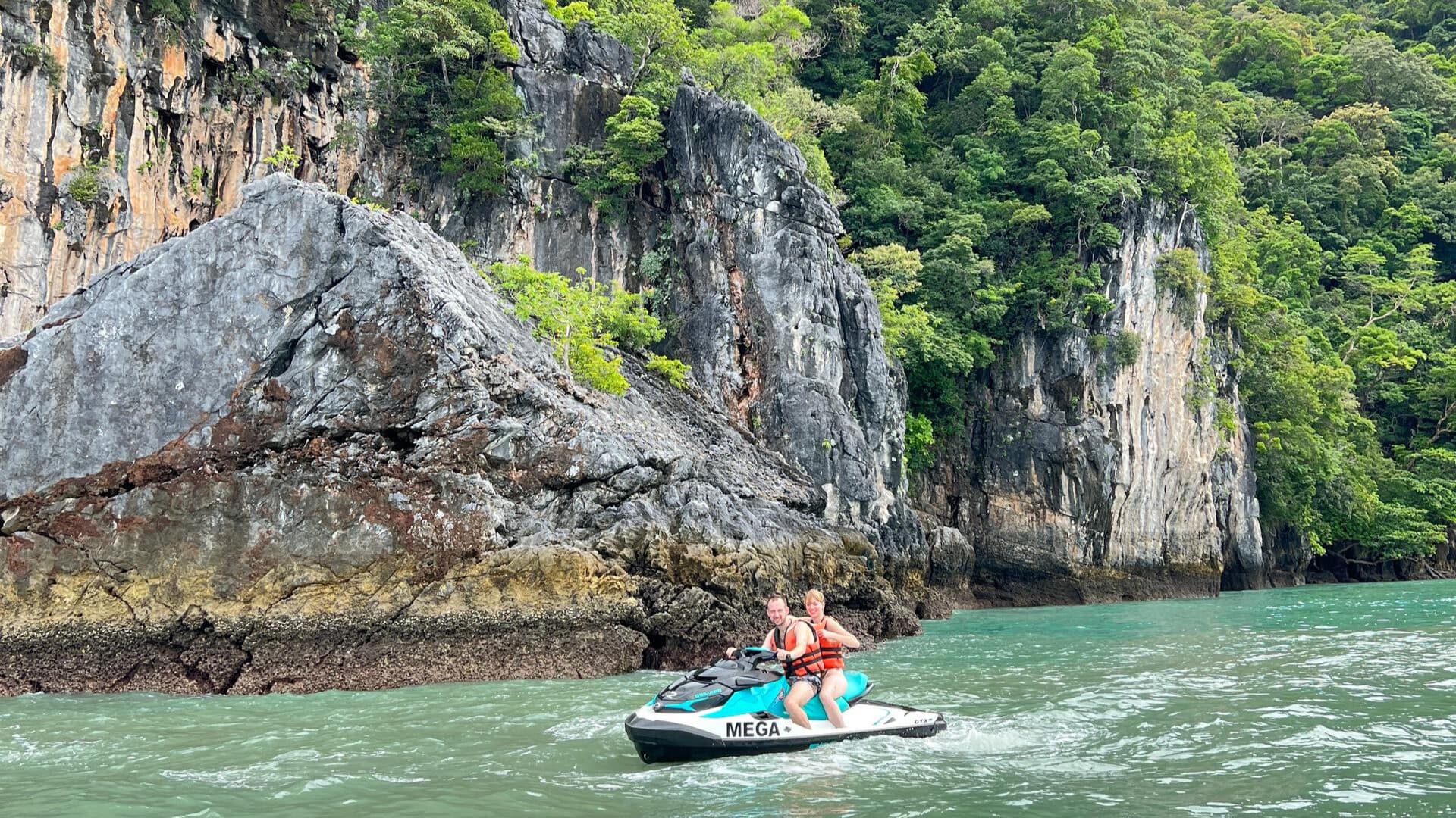 Langkawi Dayang Bunting Island Tour by Jet Ski with Mega Water Sports - تصویر 11