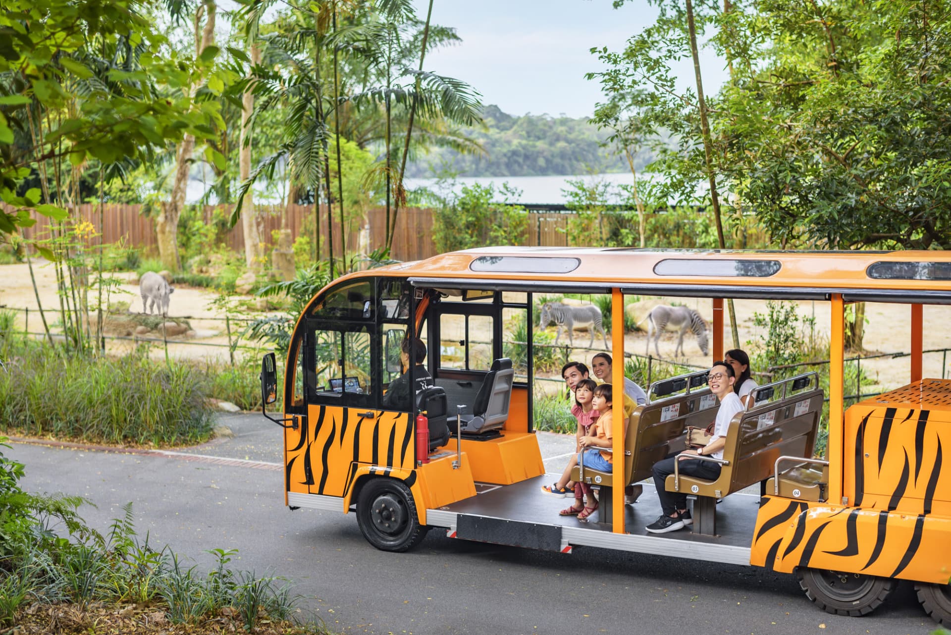 5-in-1 Day Pass: Night Safari + Singapore Zoo + Bird Paradise + River Wonders + Rainforest Adventure - تصویر 19
