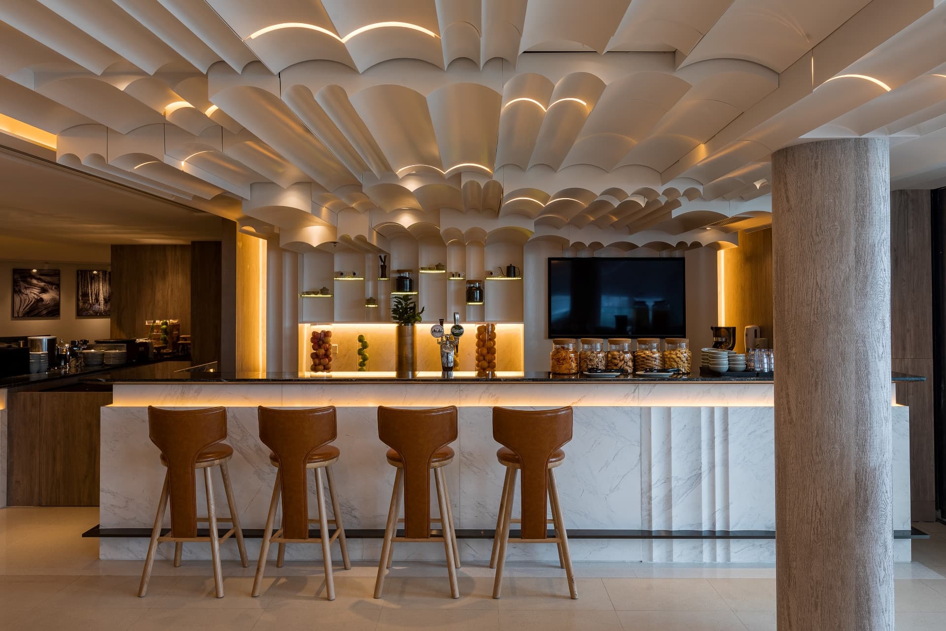 Plaza Premium Lounge - Hong Kong International Airport Terminal 1 - تصویر 7