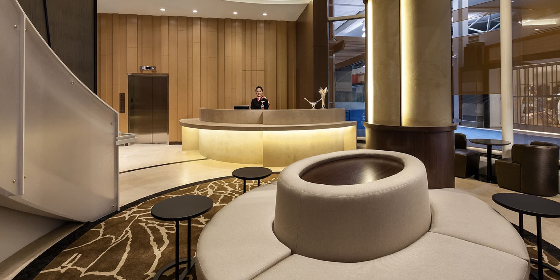Plaza Premium Lounge - Vancouver International Airport - تصویر 5