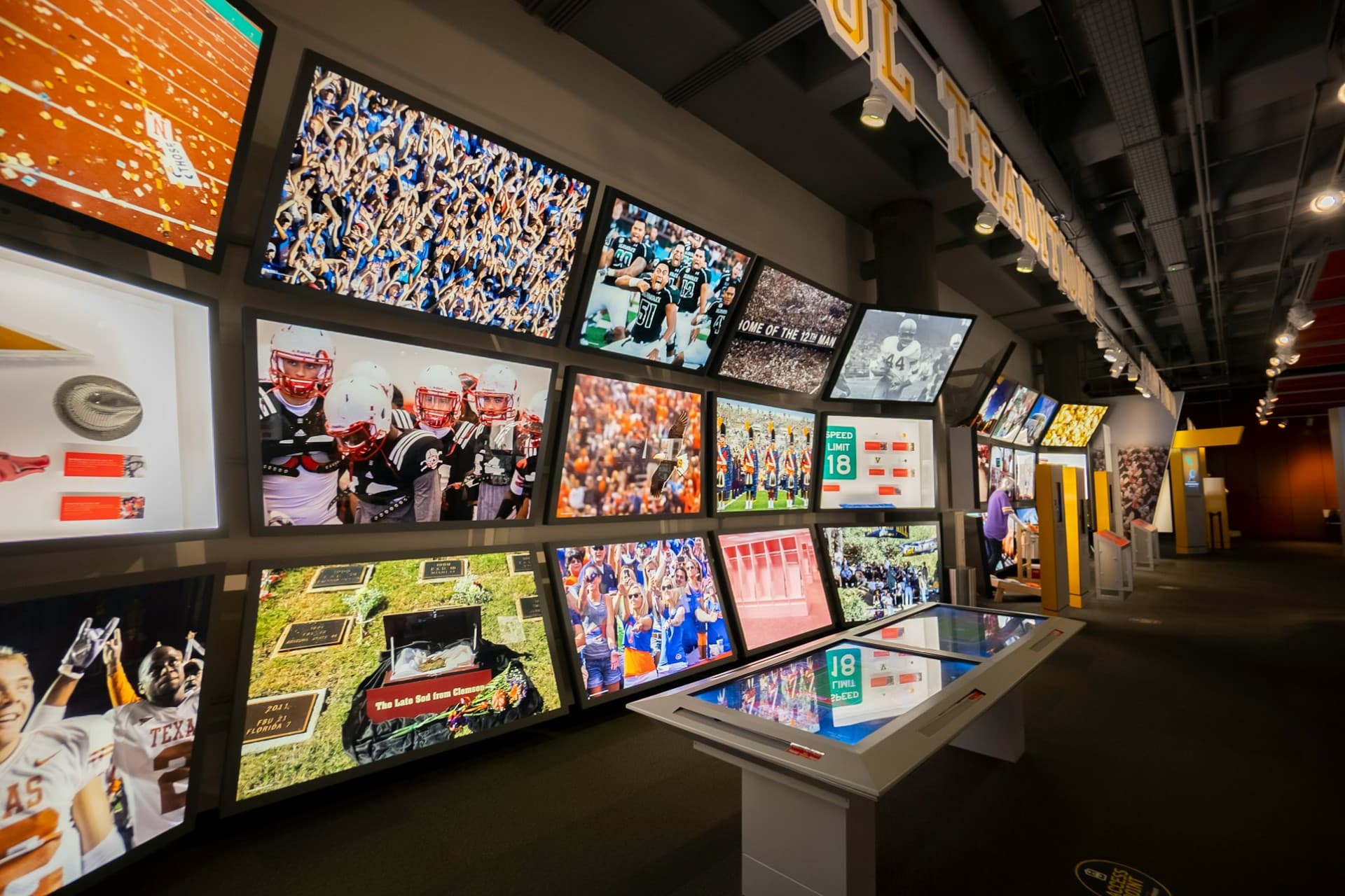 College Football Hall of Fame Ticket - تصویر 4