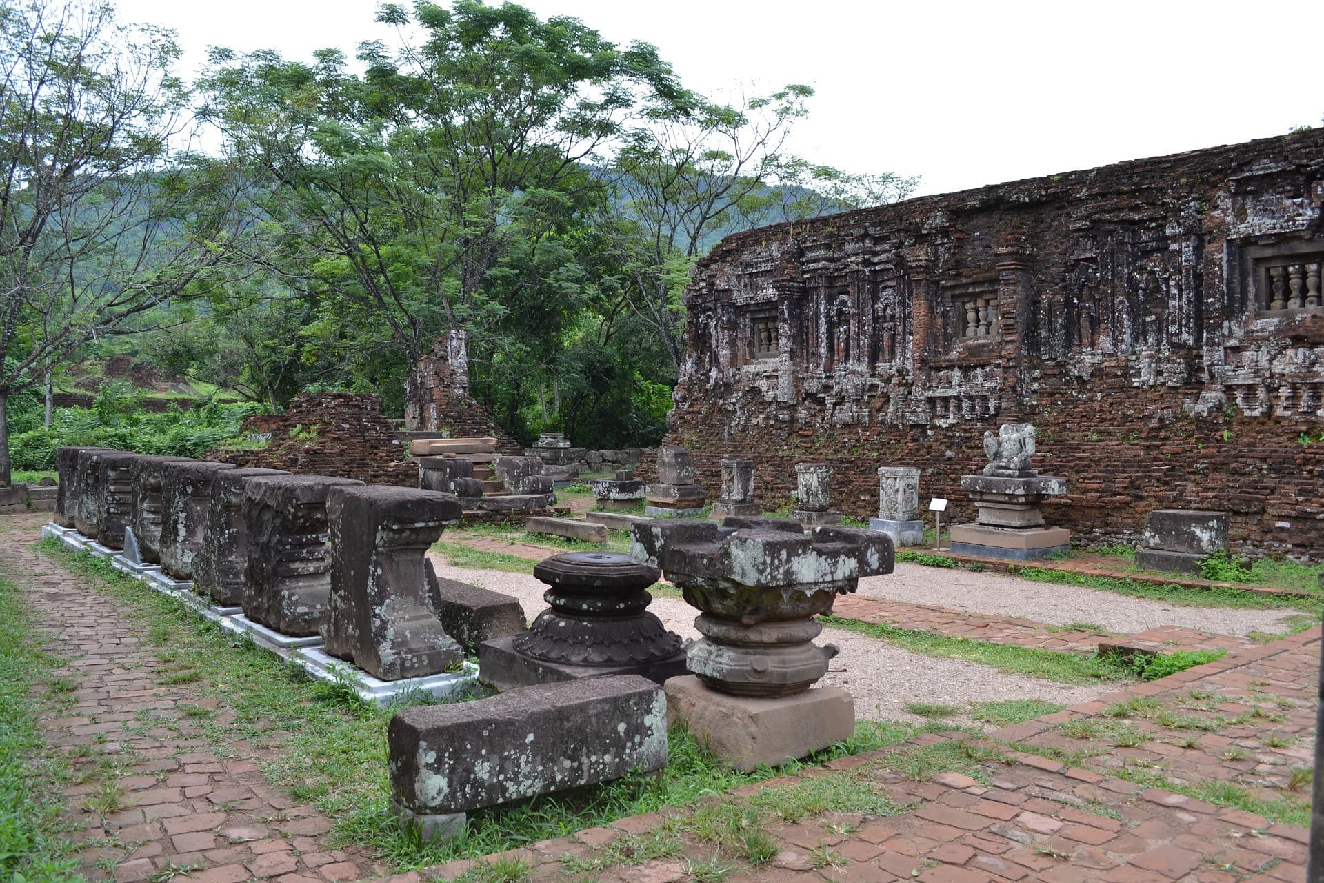 My Son Sanctuary and Hoi An Ancient Town Tour from Da Nang - تصویر 3