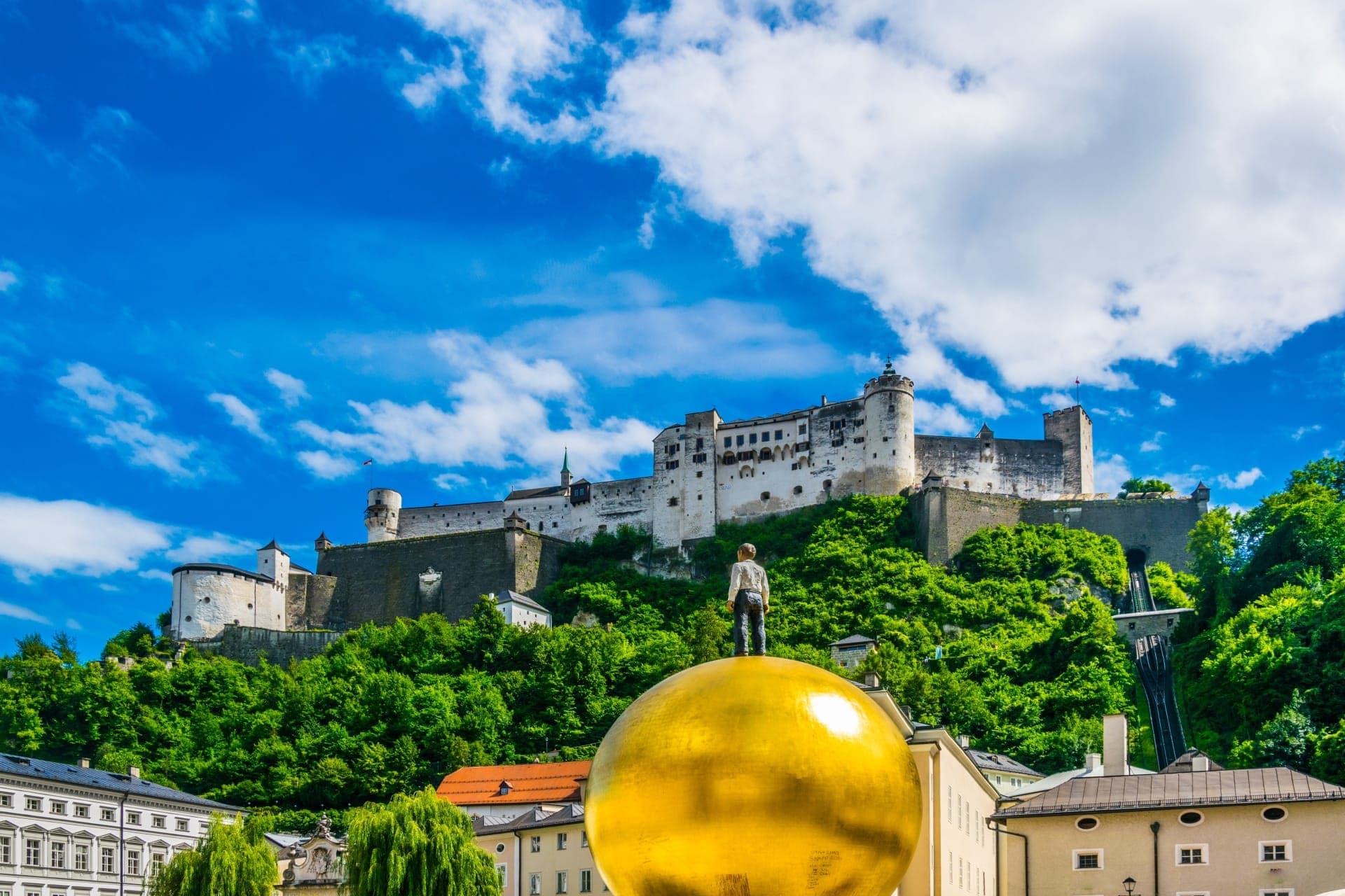 Salzburg Old Town, Mozart, and Mirabell Gardens Walking Tour - تصویر 10
