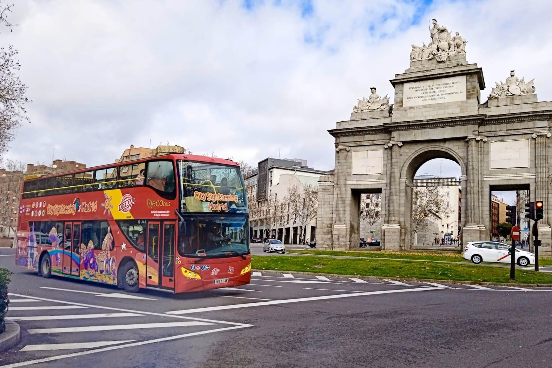 City Sightseeing Madrid Hop-on Hop-off Bus Tour - تصویر 2