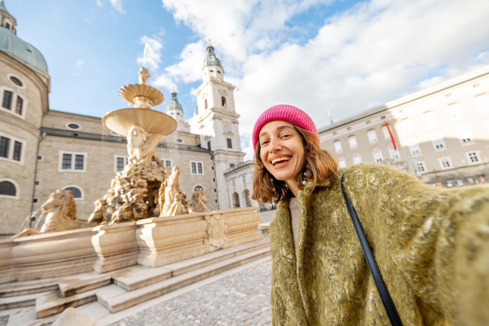 Salzburg Old Town, Mozart, and Mirabell Gardens Walking Tour - تصویر 11