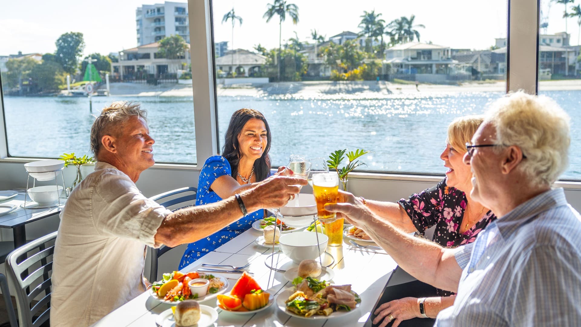 Gold Coast Sea World Cruises Buffet Lunch Cruise departing from Surfers Paradise - تصویر اصلی