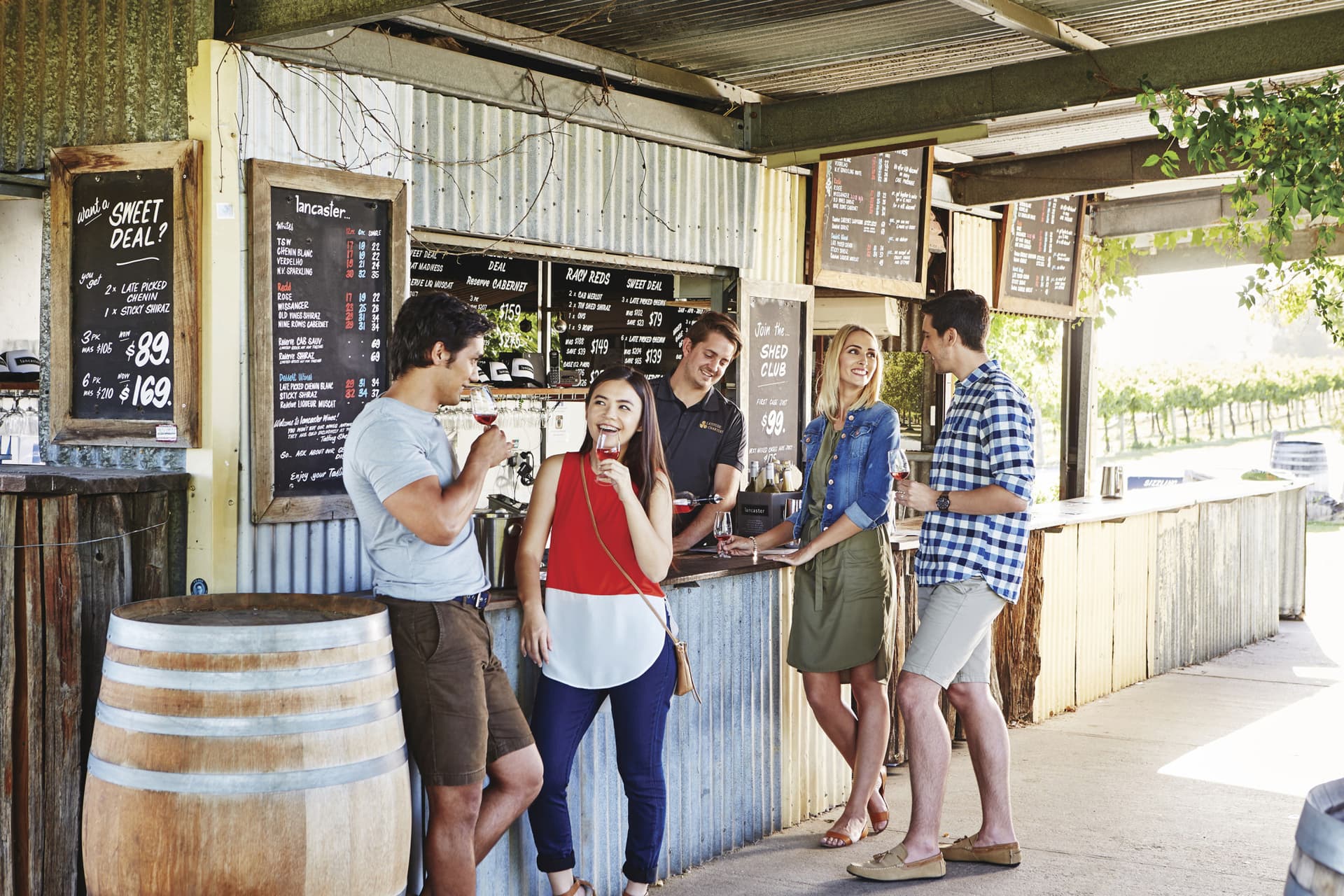 Swan Valley Half-Day Coach Tour with Wine and Chocolate Tasting - تصویر 11