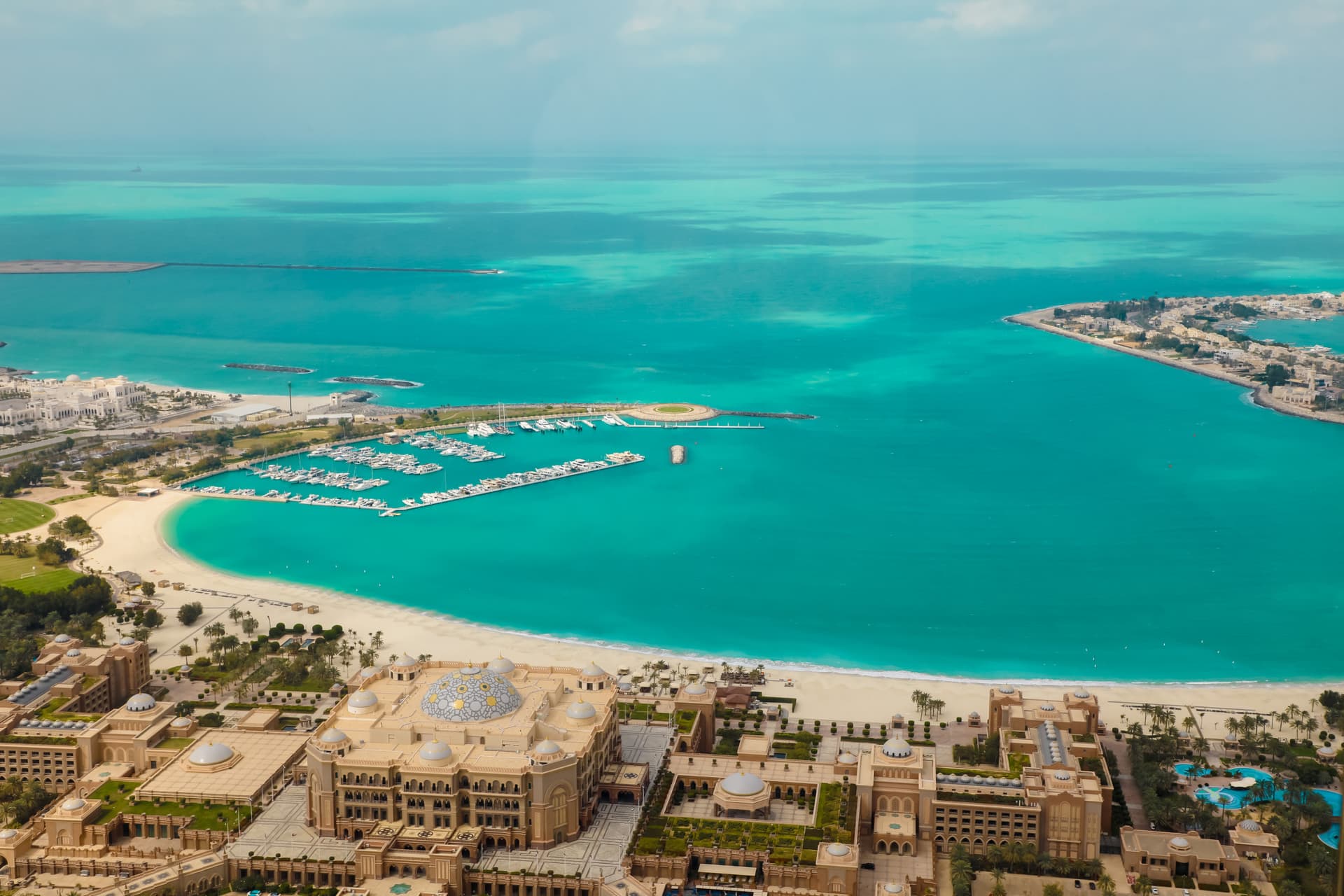 Abu Dhabi Premium City Tour from Dubai: Sheikh Zayed Mosque, Etihad Towers, Qasr Al Watan - تصویر 10