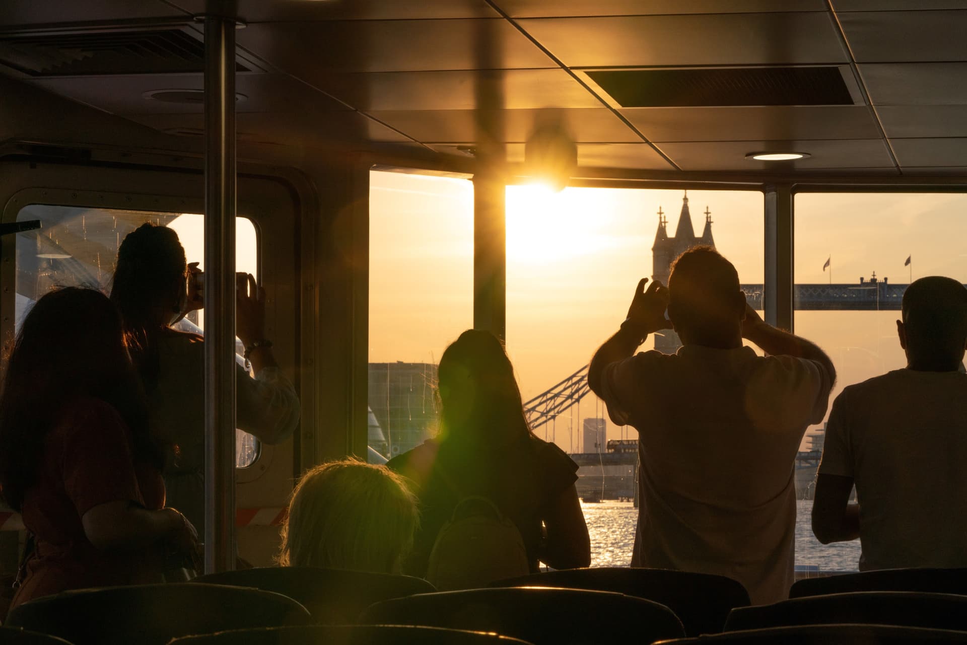 River Thames Uber Boat Transfer by Thames Clippers - تصویر 14