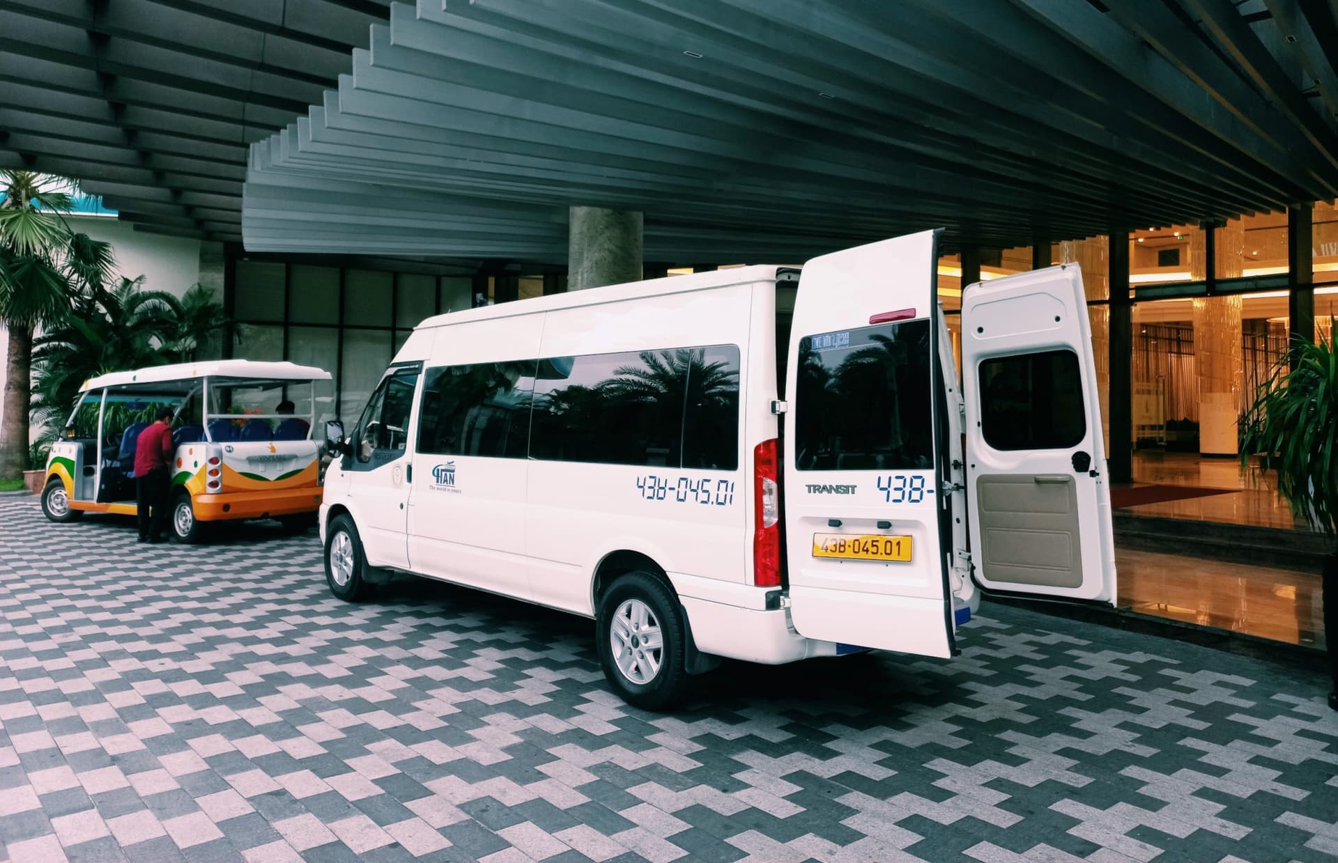 Private Transfers between Da Nang and Hoi An City Centre - تصویر 21