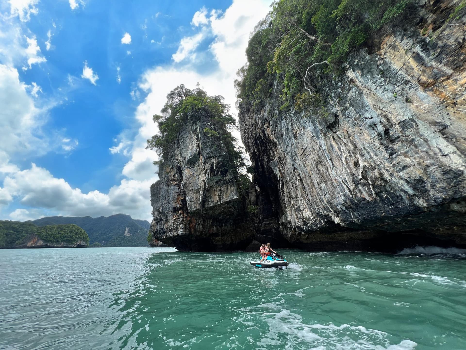 Langkawi Dayang Bunting Island Tour by Jet Ski with Mega Water Sports - تصویر 8