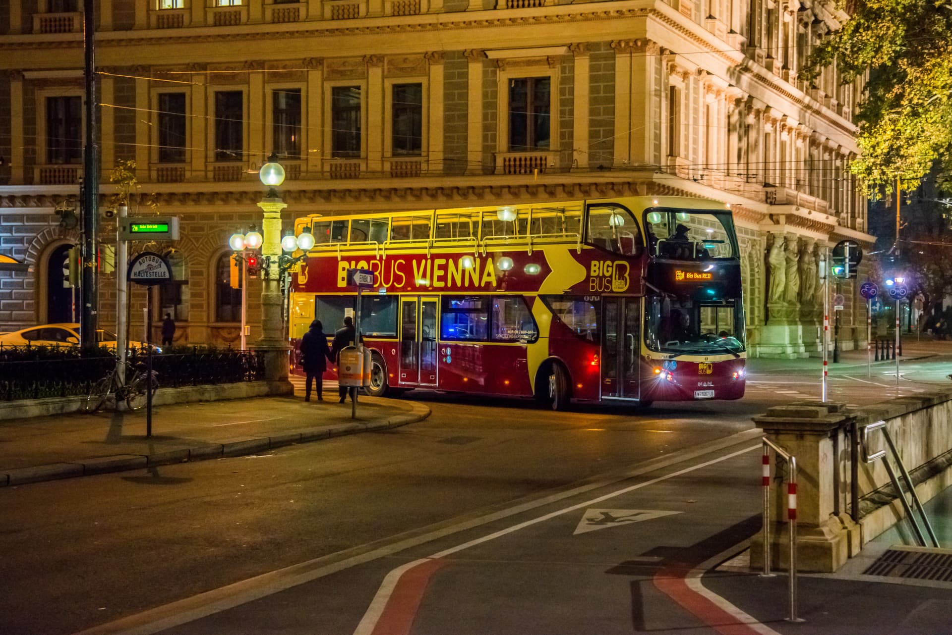Big Bus Vienna Hop-on Hop-off Bus Tour - تصویر 4