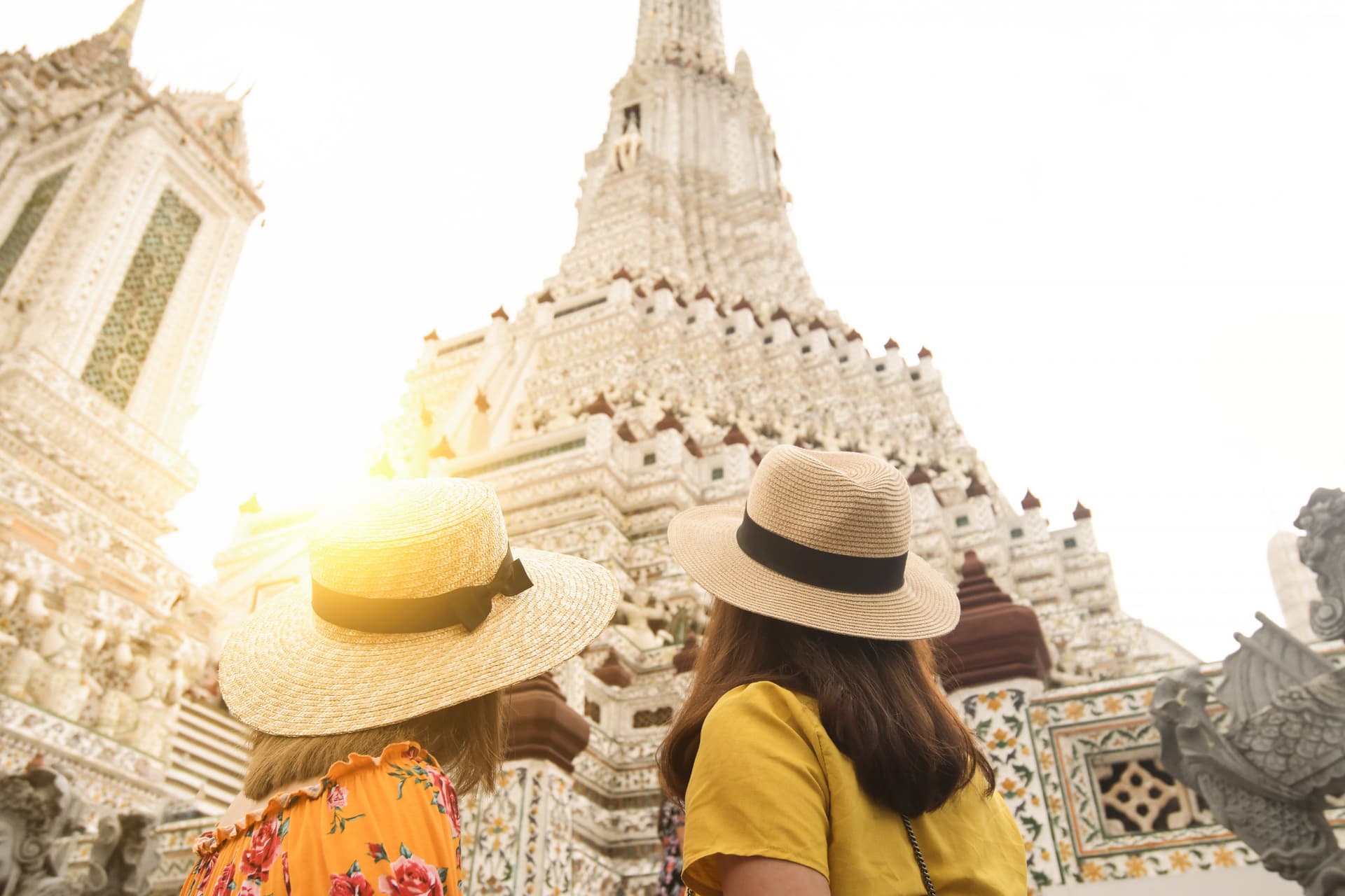Professional Photo Shoot in Bangkok - تصویر اصلی
