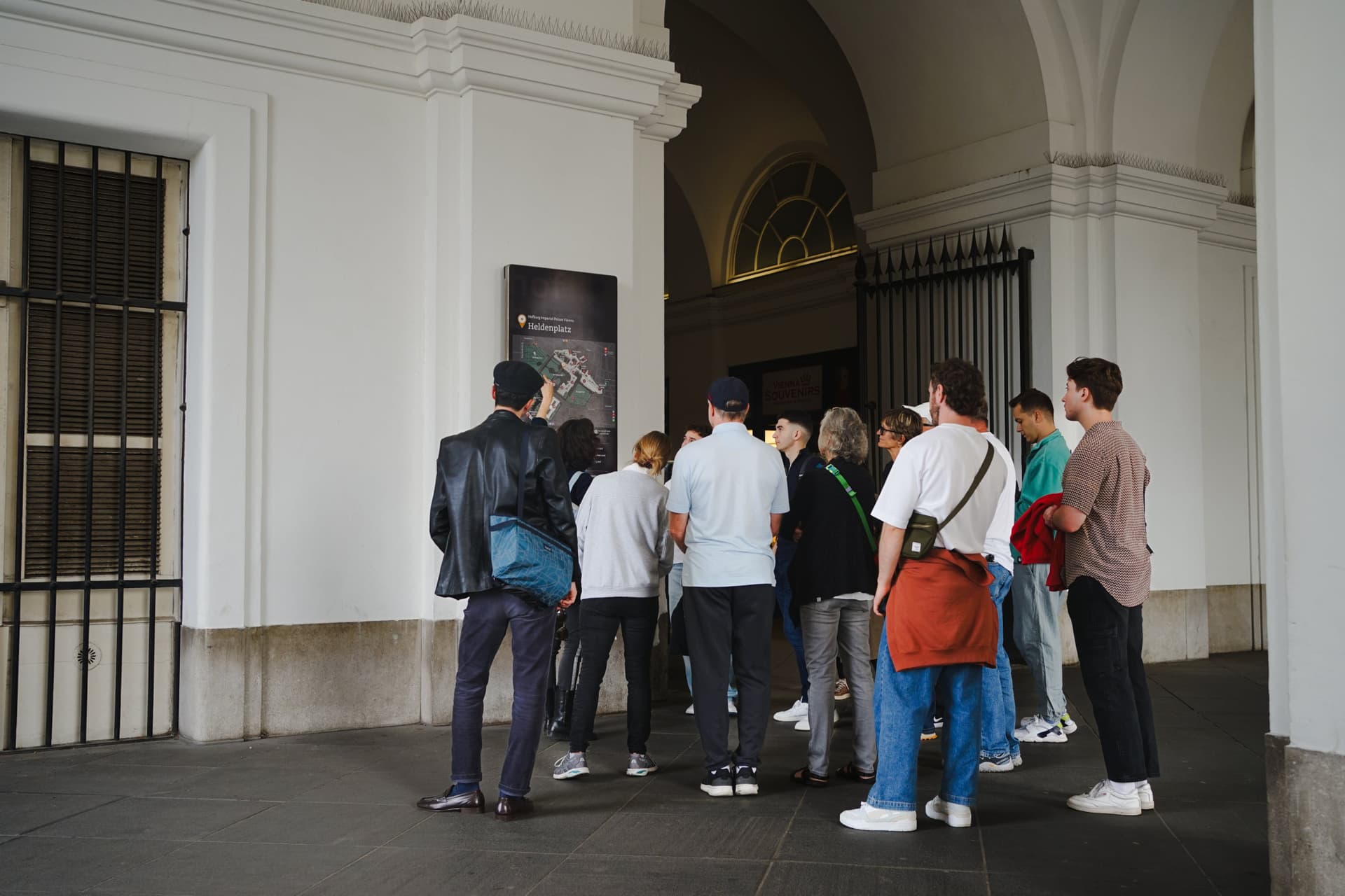 Hofburg Palace, Gardens, and Sisi Museum Skip-the-Line Guided Tour - تصویر 5