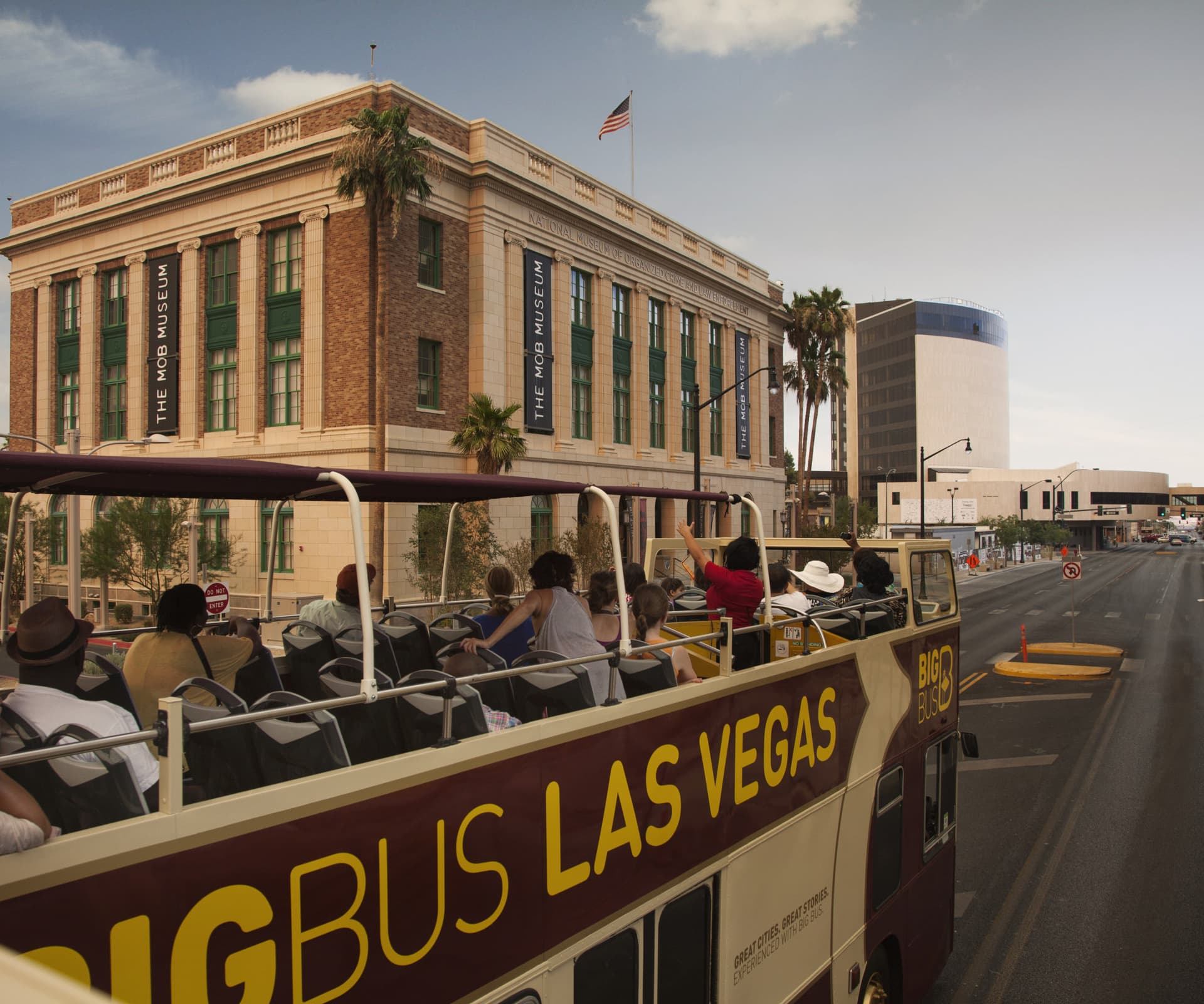Big Bus Las Vegas Hop-on Hop-off Bus Tour - تصویر 19