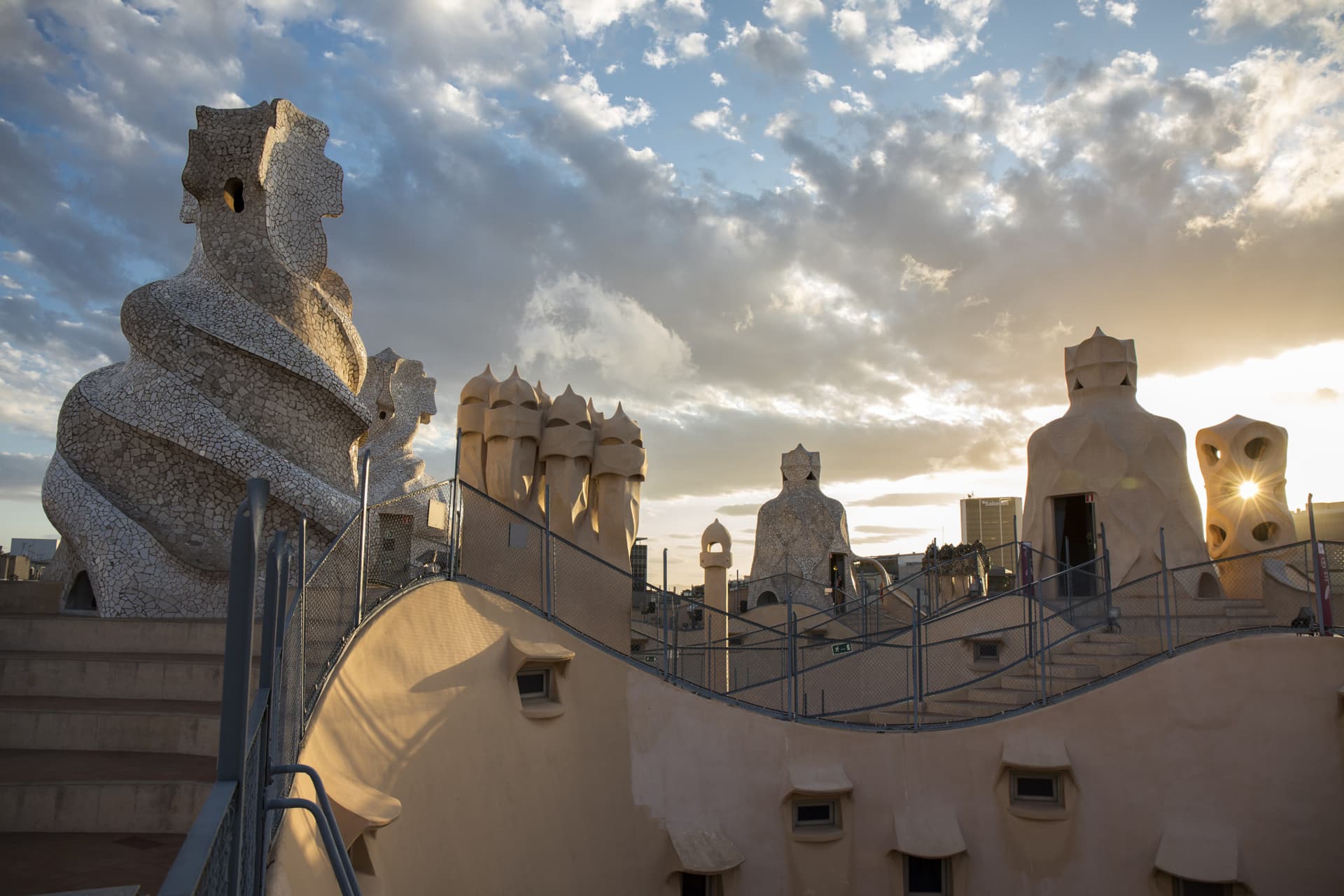 Go City Barcelona Explorer Pass: Save up to 50% on Attractions - تصویر 4