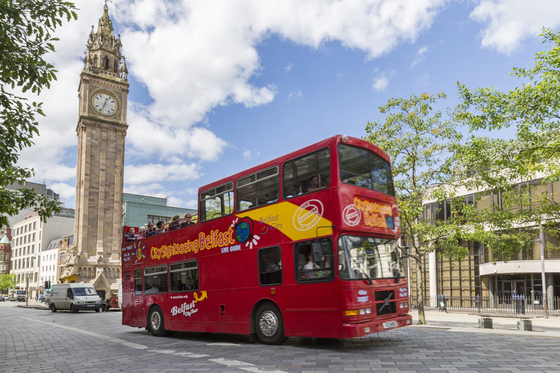 City Sightseeing Belfast Hop-on Hop-off Bus Tour - تصویر اصلی