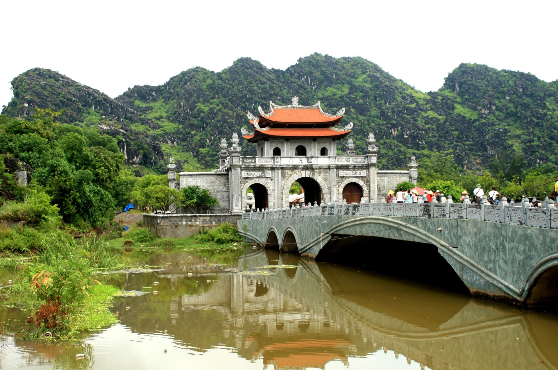 Hoa Lu and Tam Coc Tour from Hanoi - تصویر 3