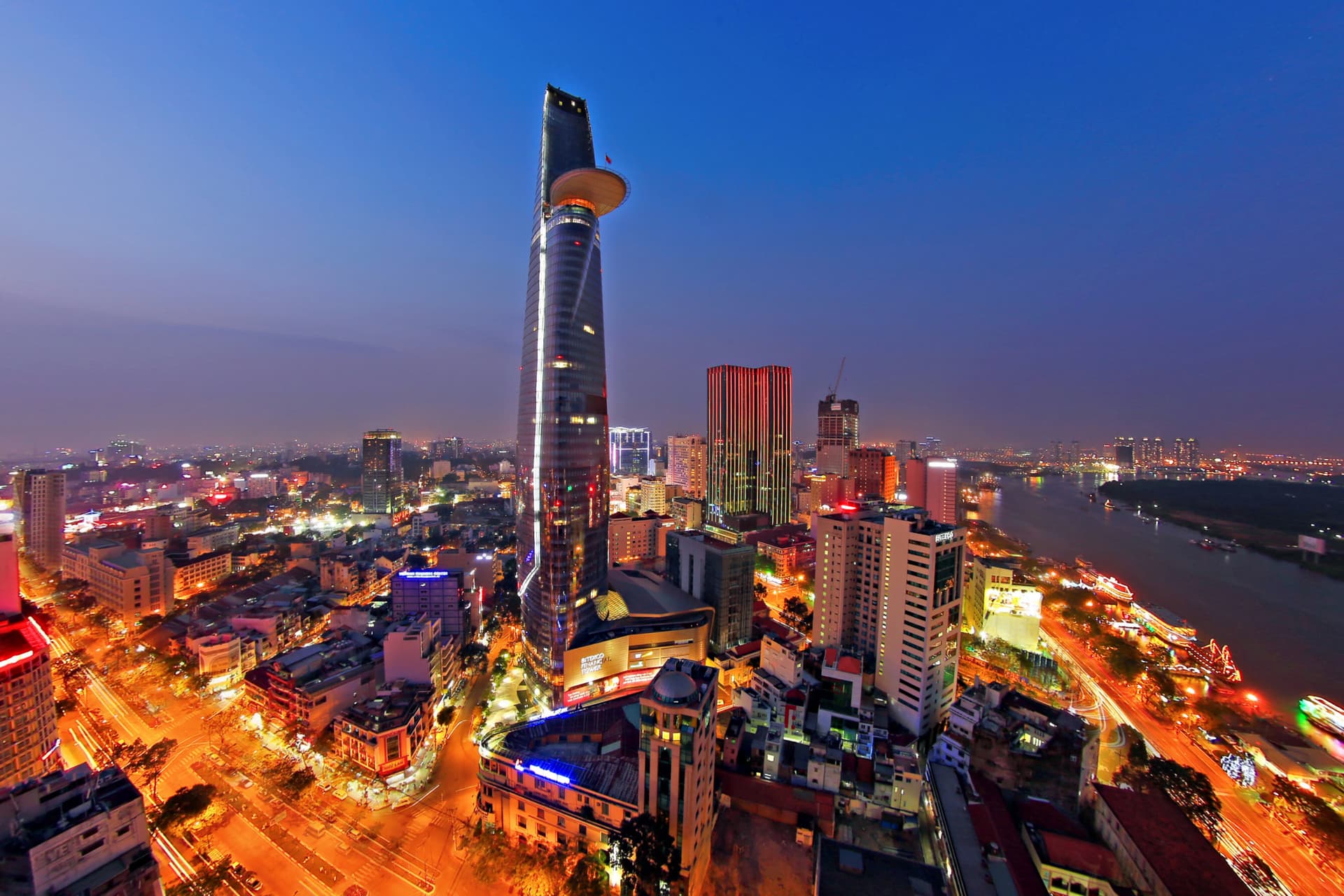 Saigon Skydeck at Bitexco Financial Tower - تصویر اصلی