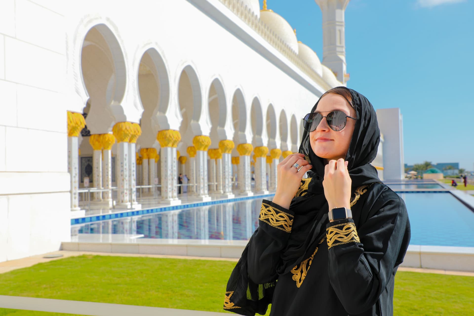 Sheikh Zayed Grand Mosque and Louvre Abu Dhabi Tour from Dubai - تصویر 12