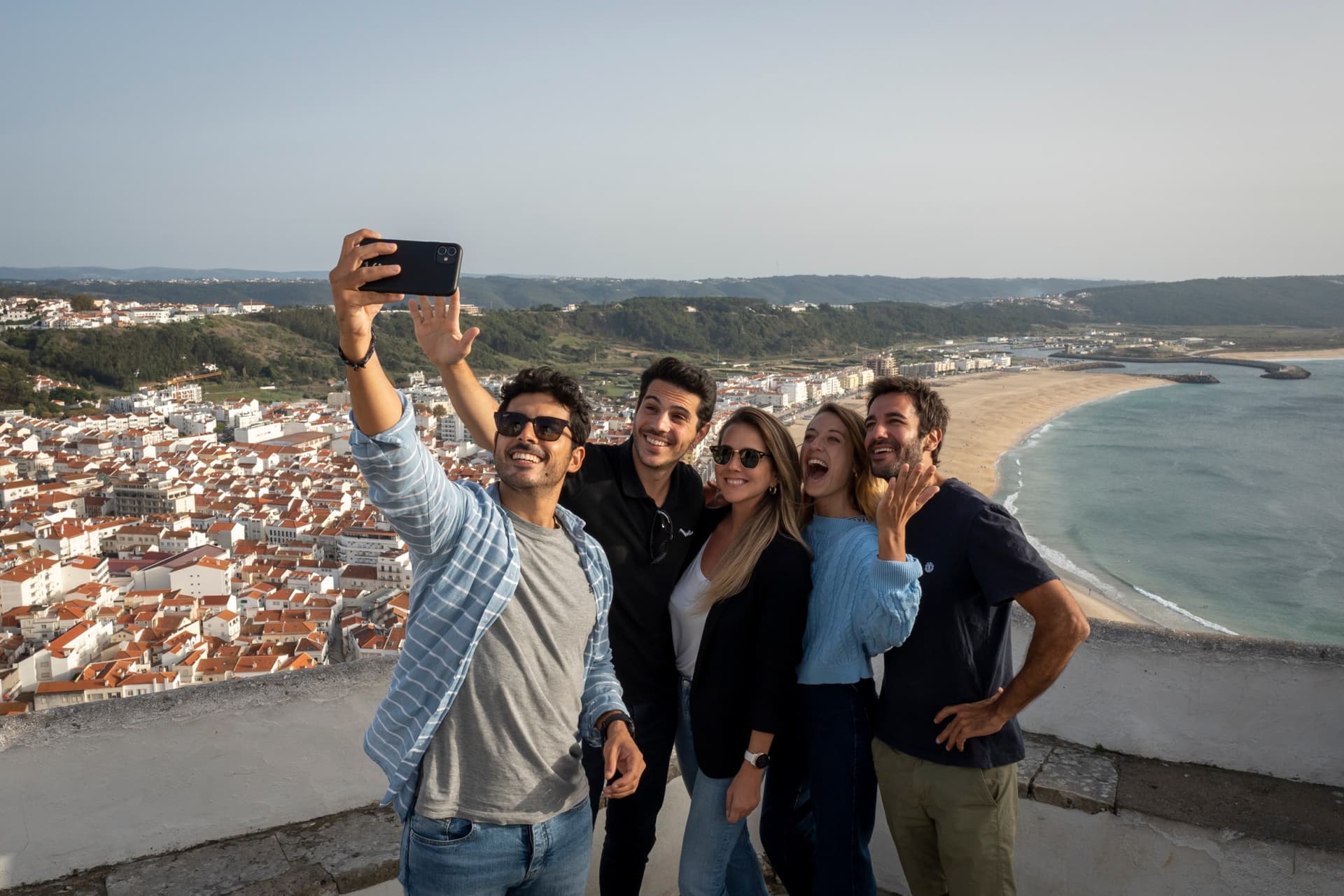 Fatima, Nazare, and Sintra Full-Day Tour from Lisbon - تصویر اصلی