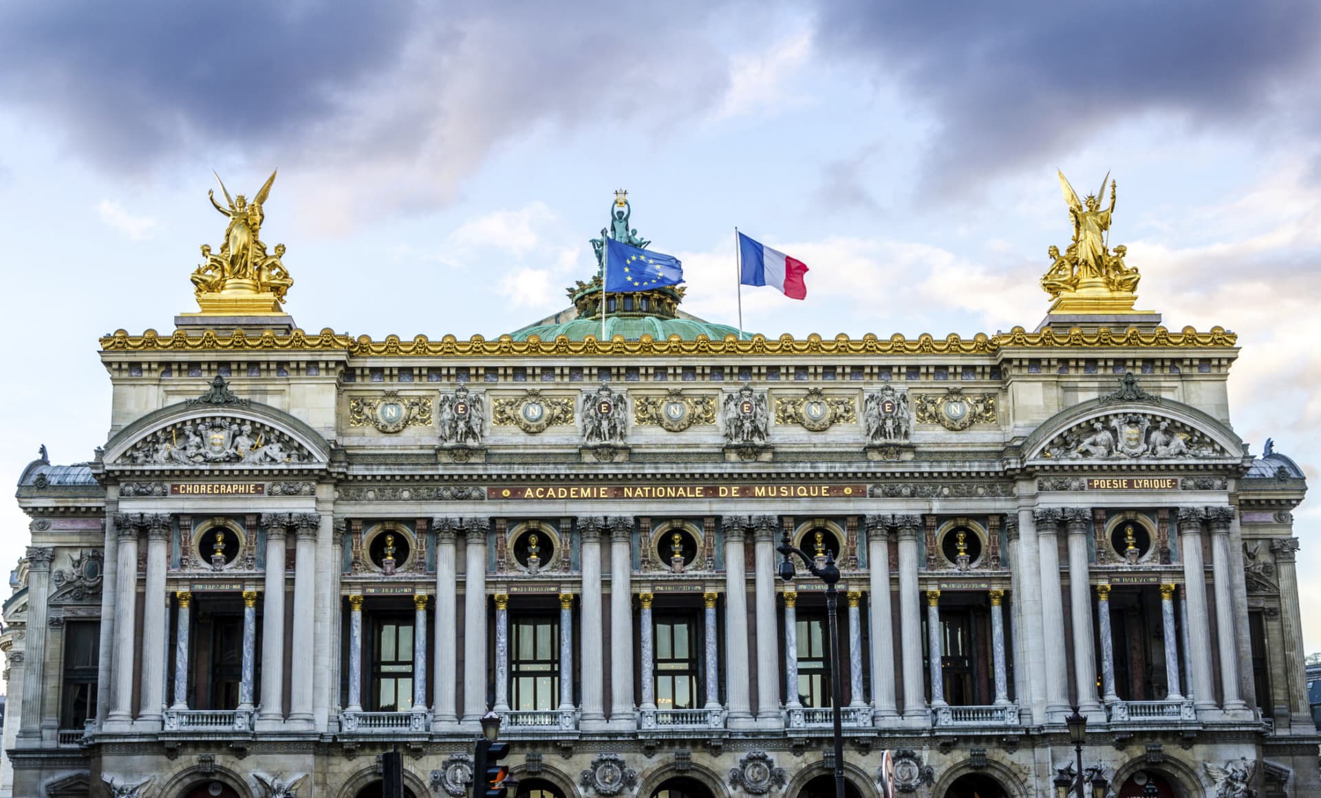 Paris Panoramic Bus Tour and Seine River Cruise - تصویر 4